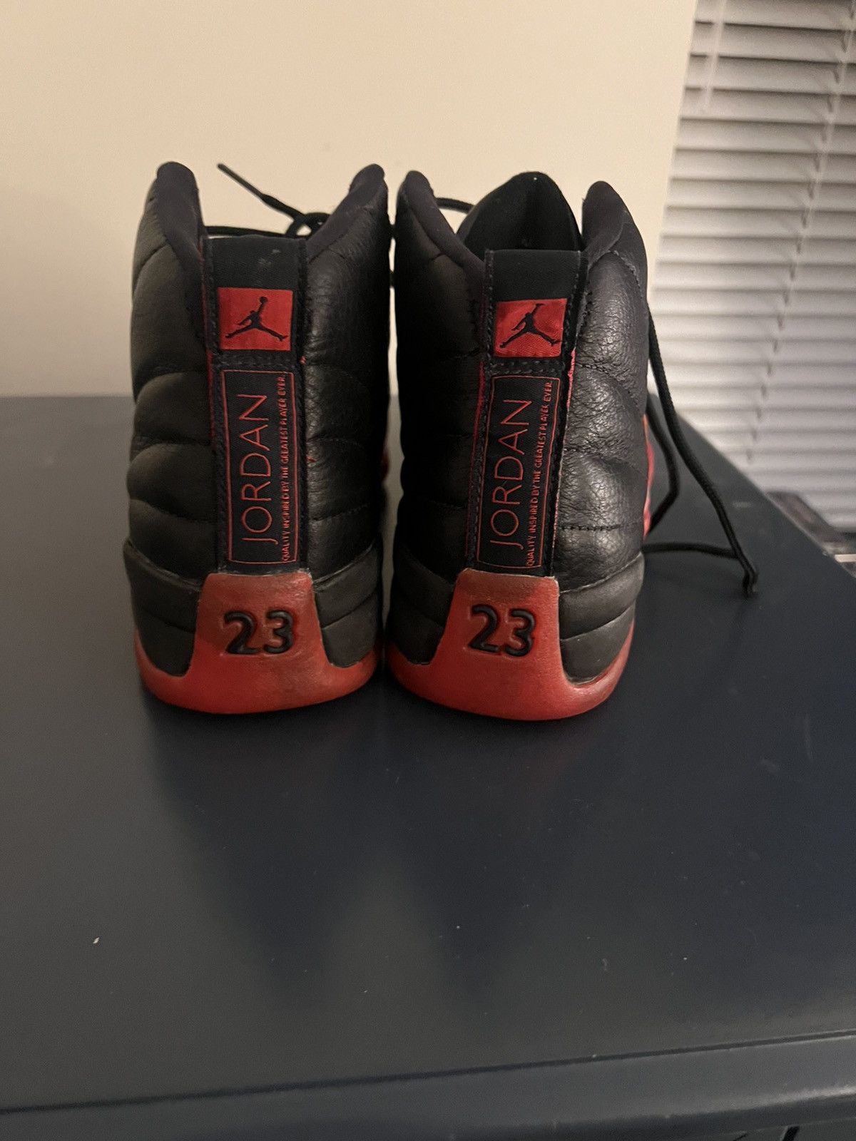 Jordan Brand Jordan 12 flu game Size US 9 / EU 42 - 5 Thumbnail