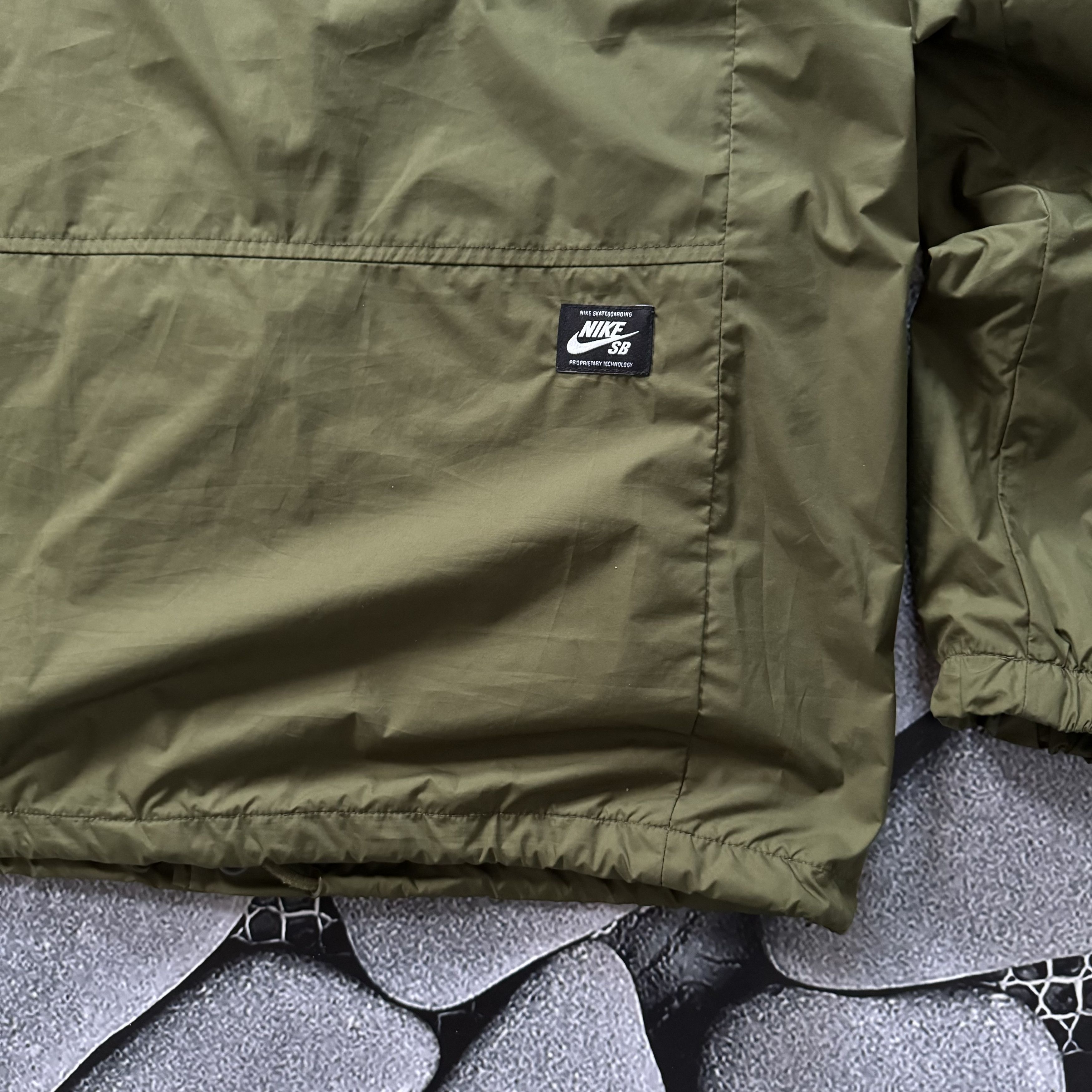 NIKE SB SHIELD COACH BUTTON UP JACKET SKATEBOARDING Y2K