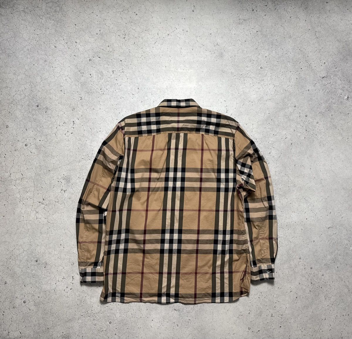 Burberry Burberry Checked Button Up Luxury Shirt Size XL Casual Size US XL / EU 56 / 4 - 11 Thumbnail