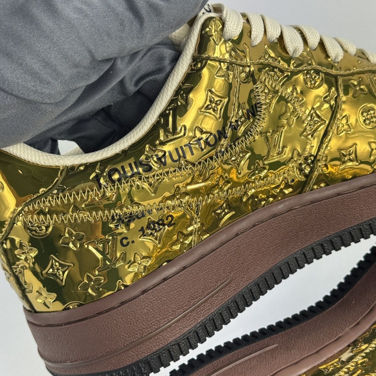 Louis Vuitton x Nike Air Force 1 By Virgil Abloh Gold Sneakers Size US 7.5 / EU 40-41 - 8 Thumbnail