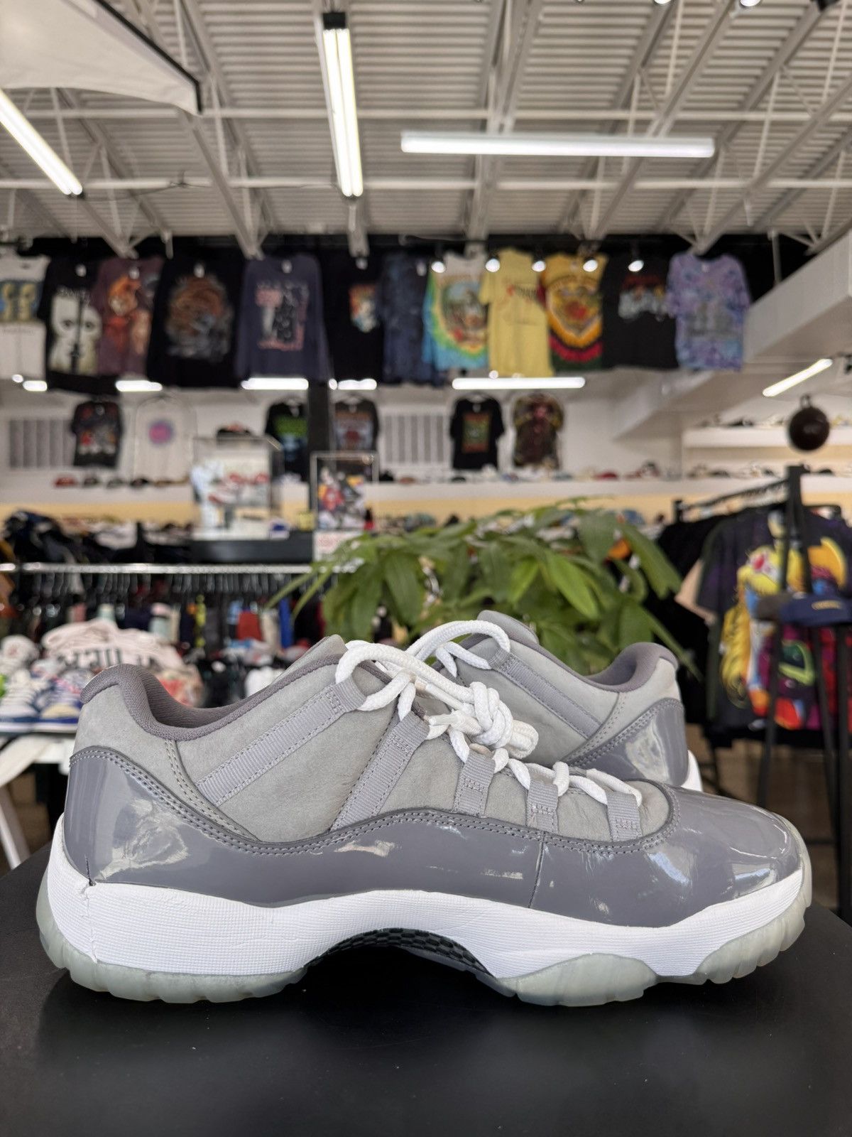 Jordan Brand Air Jordan 11 Low Cool Grey Size 11.5 (2018) Size US 11.5 / EU 44-45 - 3 Thumbnail