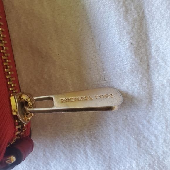 Michael Kors Michael Kors Red Zip Wallet Size ONE SIZE - 4 Thumbnail