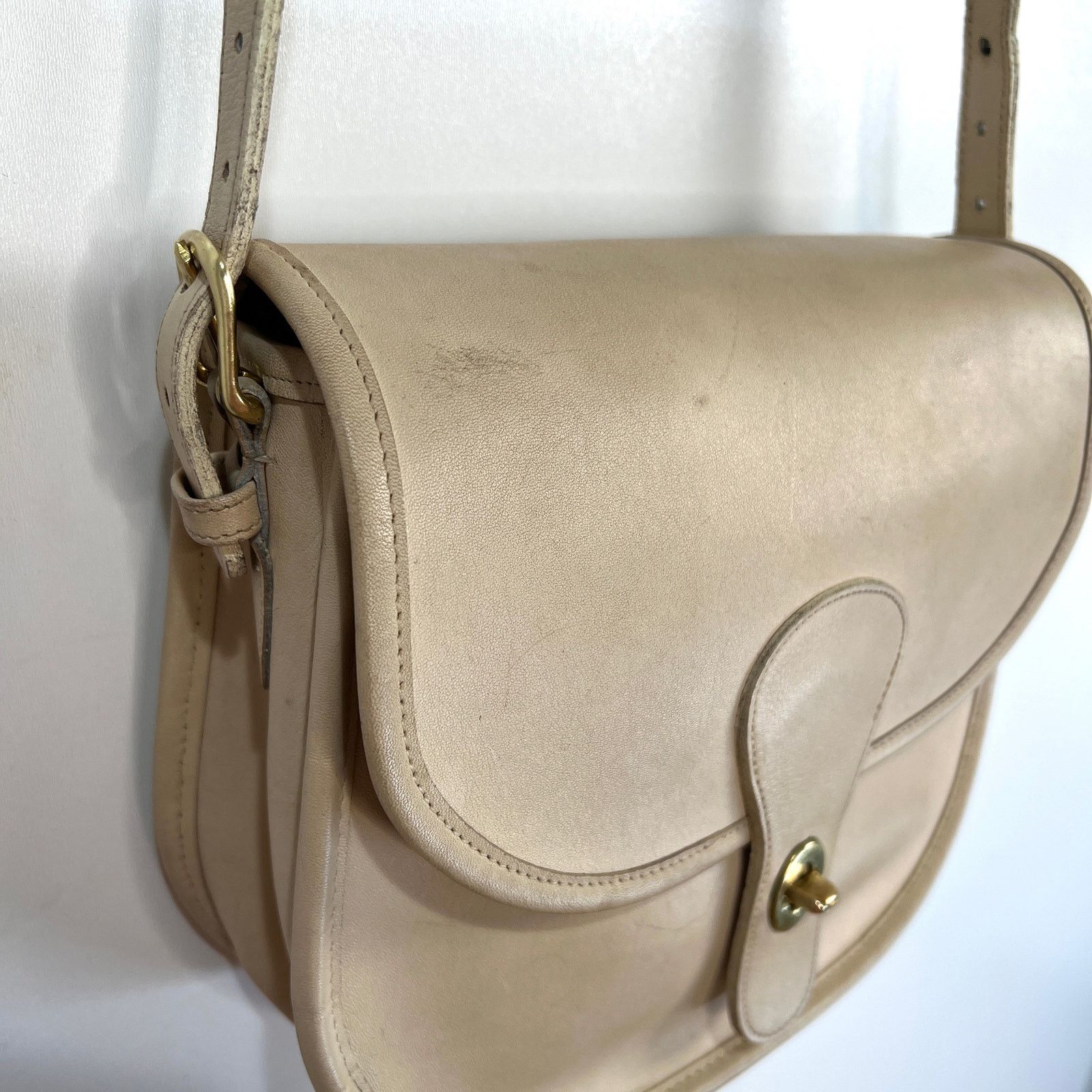 Coach × Vintage Vintage 80s Coach Saddlery Bag Bone Leather Crossbody 9535 Size ONE SIZE - 3 Thumbnail