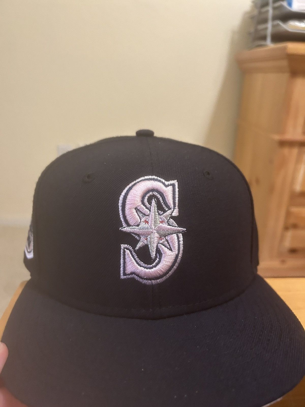 New Era Navy blue/pink Mariners 25th Anniversary New Era Fitted Hat Size ONE SIZE - 1 Thumbnail