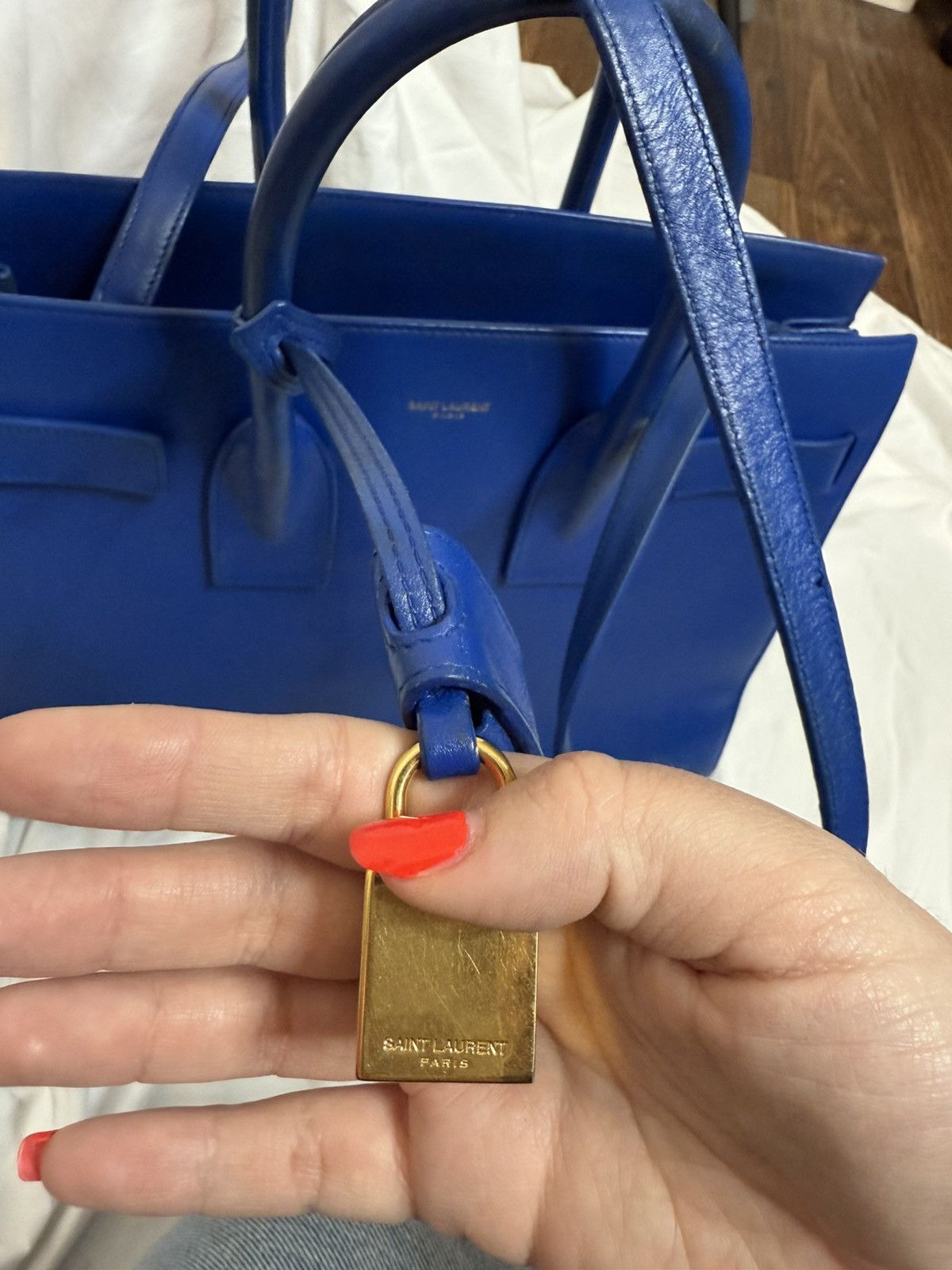 Yves Saint Laurent YSL SAC DE JOUR Bag/Tote Size ONE SIZE - 16 Thumbnail