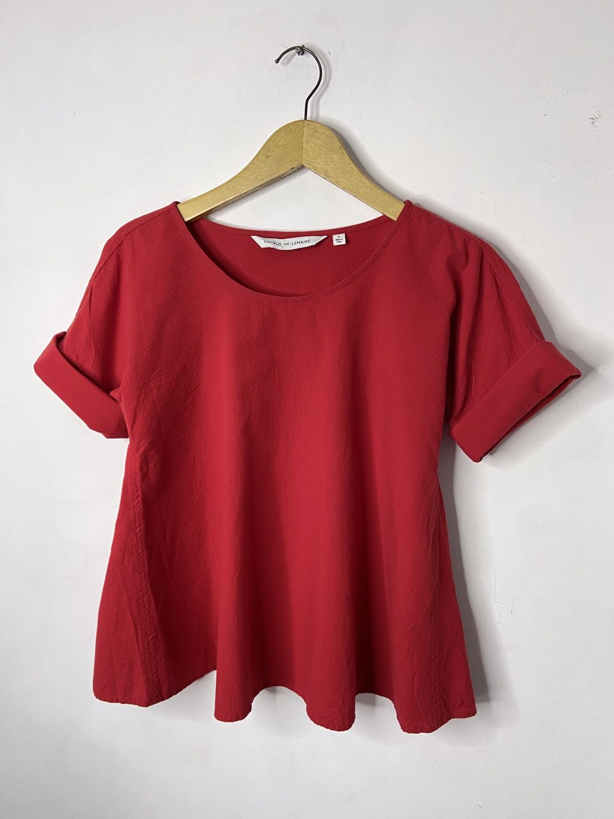 Lemaire × Uniqlo Uniqlo and Lemaire 2016 Seersucker Roll Sleeve Blouse Red Size S / US 4 / IT 40 - 2 Thumbnail