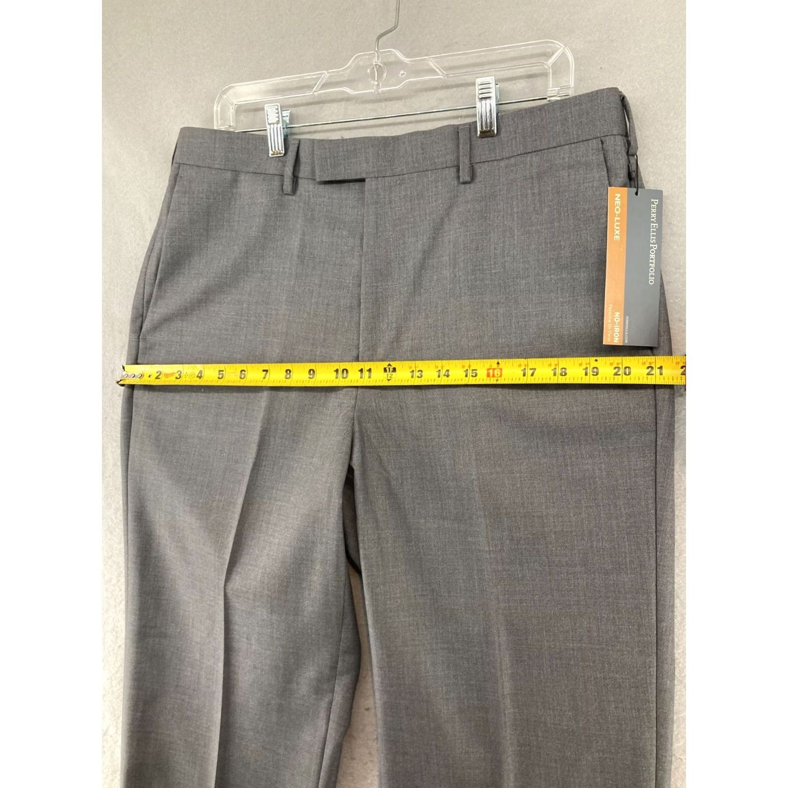 Perry Ellis Perry Ellis Pants Mens 34X30 Gray Flat Front Neo Luxe Size US 34 / EU 50 - 3 Thumbnail