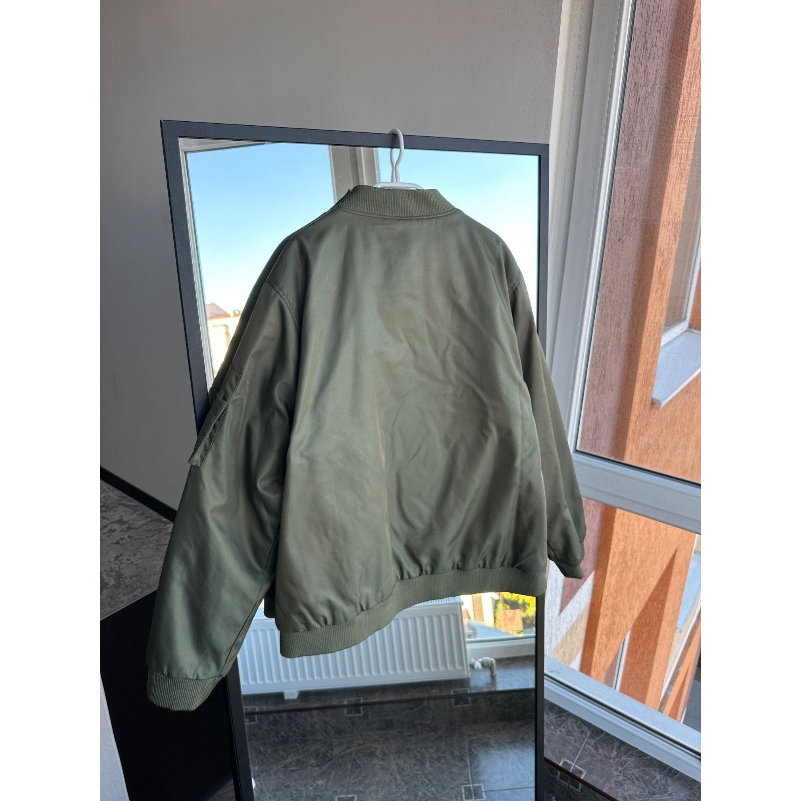 New Era New Era NFL Raiders Bomber Jacket Mens Olive Green Size US XL / EU 56 / 4 - 6 Thumbnail