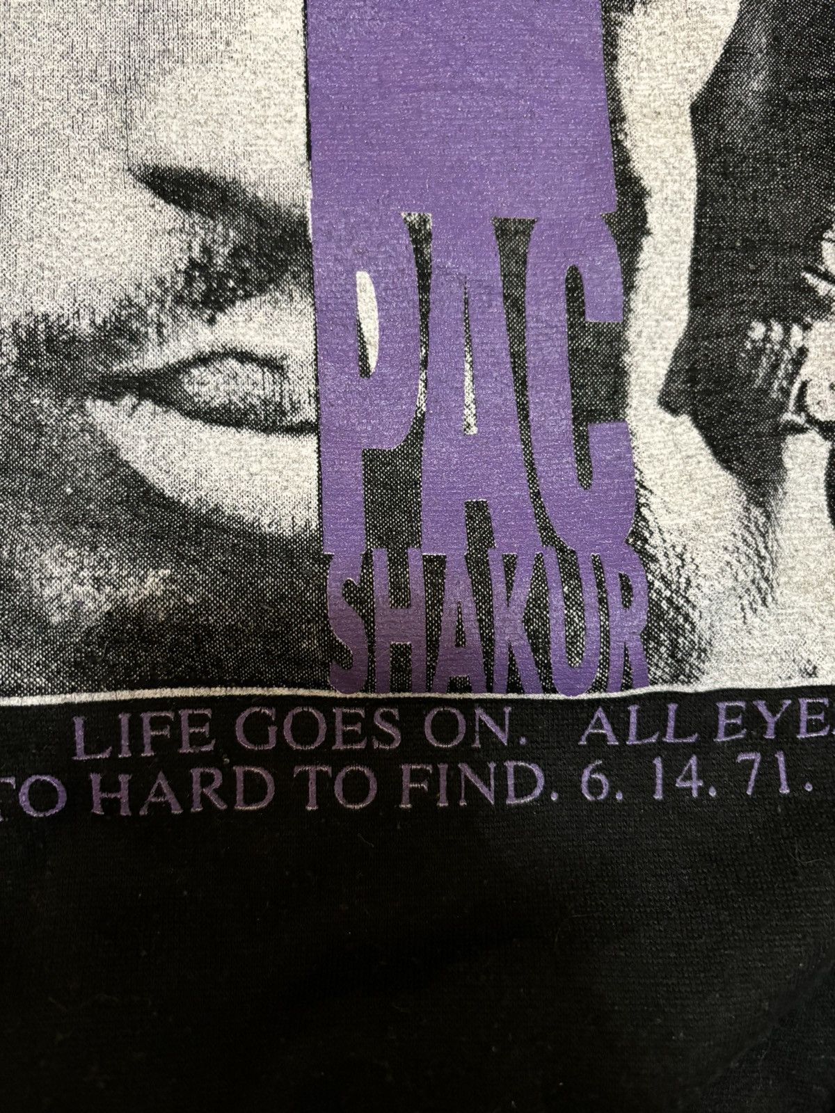 Rap Tees Rare vintage 90s 2pac Tupac Shakur memorial rap tee t shirt Size US XL / EU 56 / 4 - 10 Thumbnail