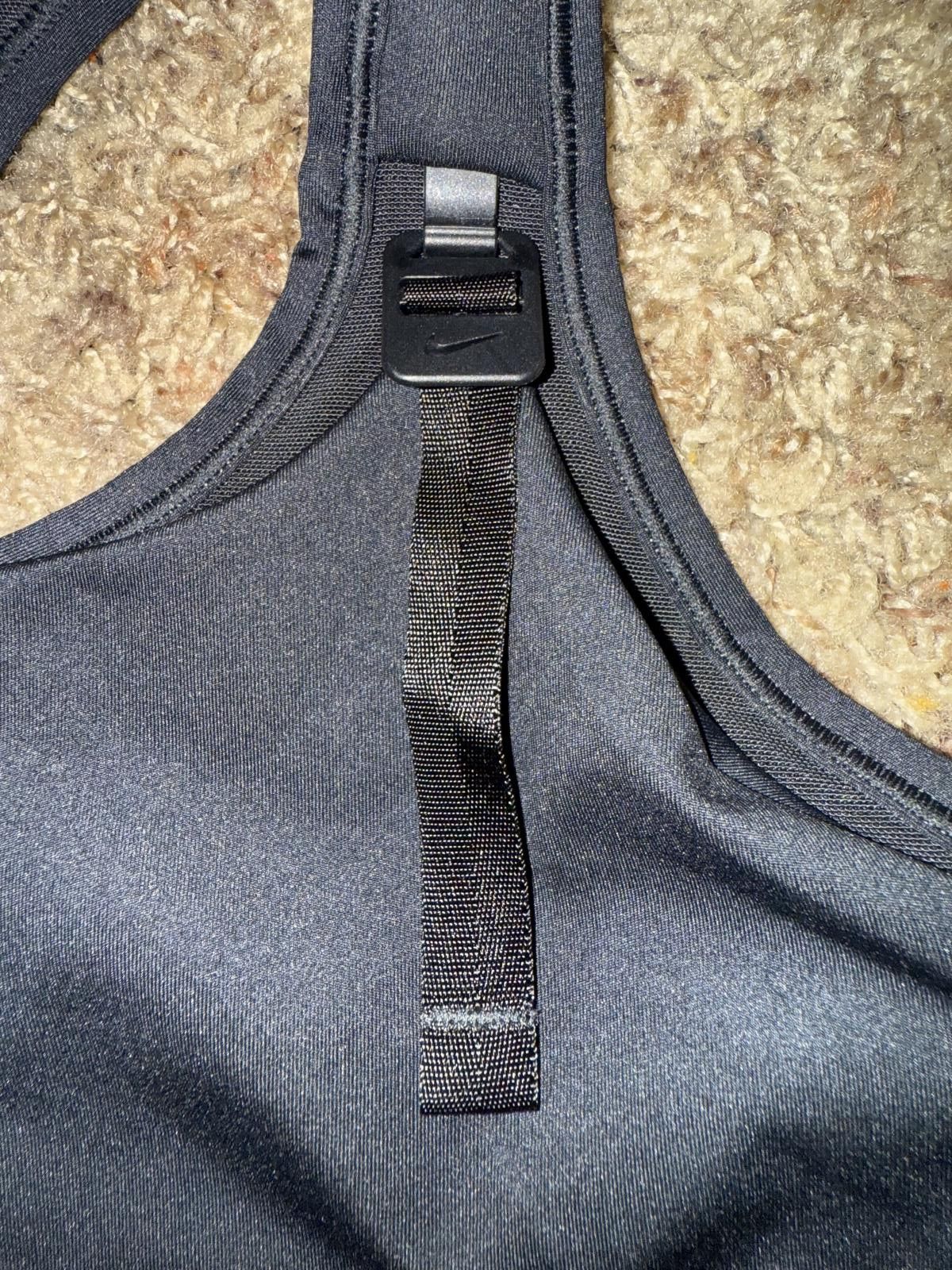 Nike Nike (M) Alate Minimalist Women's Light-Support Padded Nursing Sports Bra Sample Size ONE SIZE - 3 Thumbnail