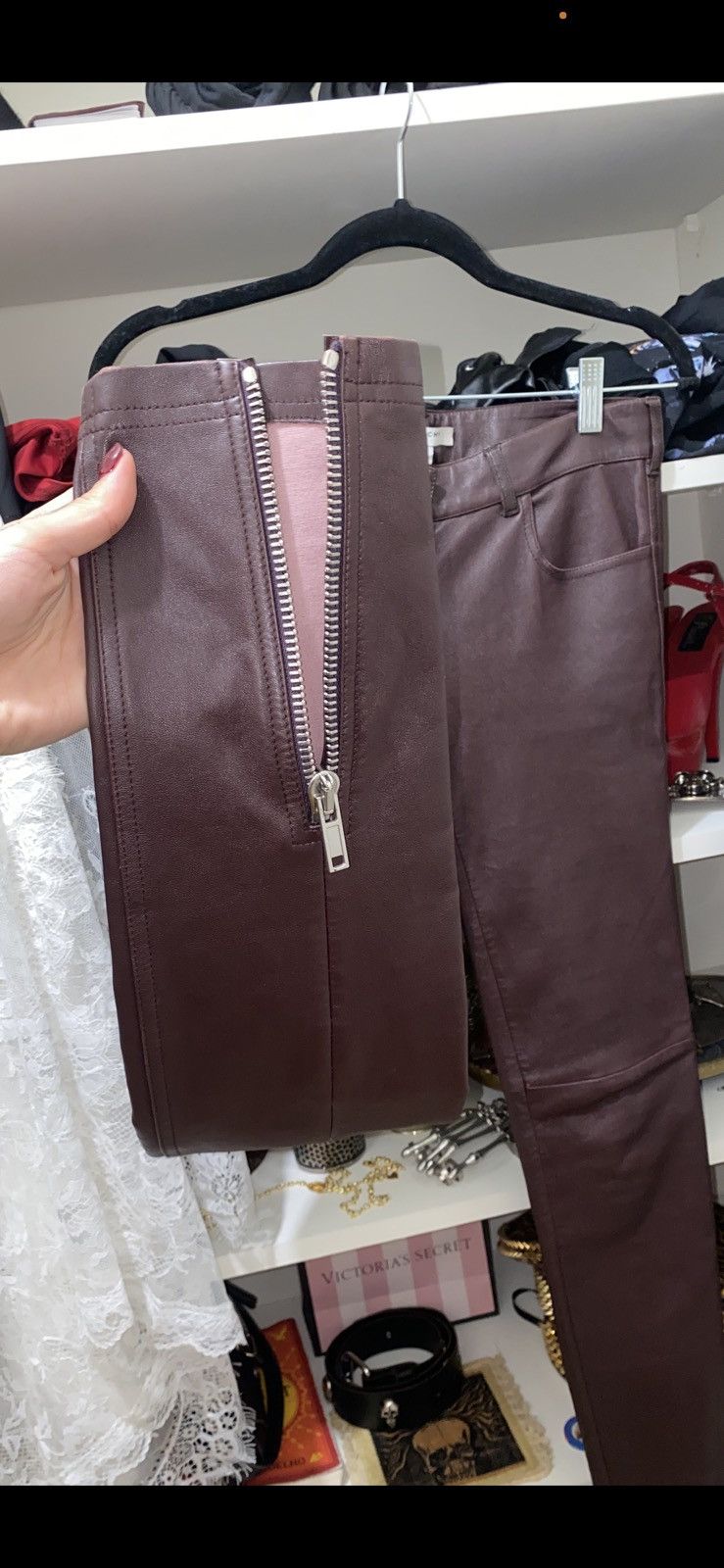 Givenchy Givency leather pants, burgundy (rare luxury) Size 24" / US 00 / IT 34 - 7 Thumbnail