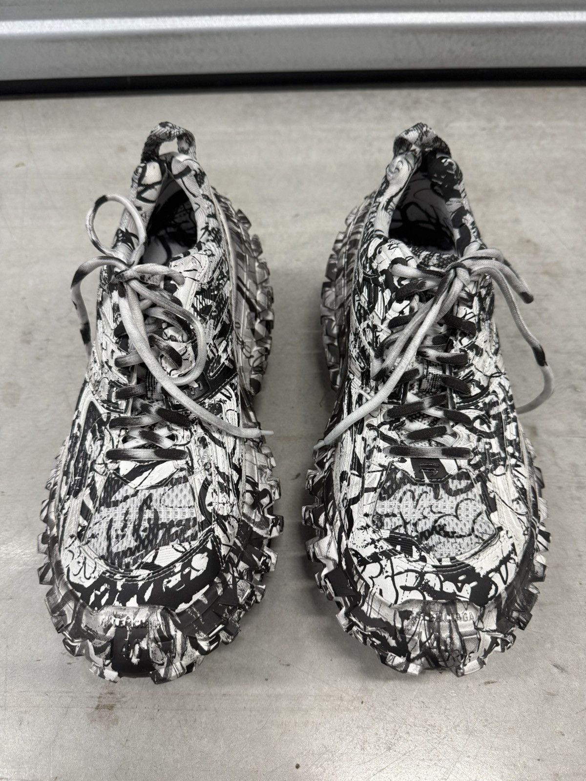 New Balenciaga Graffiti Defender Bouncer Sneaker