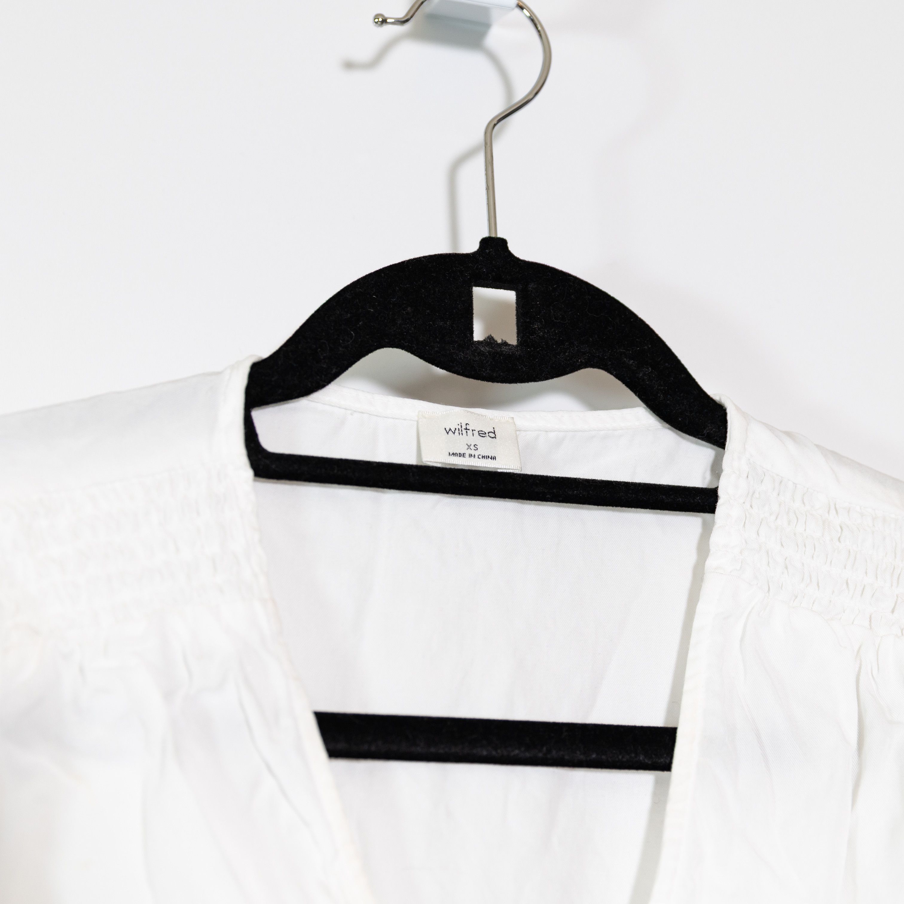 Aritzia Wilfred Aritzia Gracious V Neck Long Sleeve Size XS / US 0-2 / IT 36-38 - 2 Thumbnail