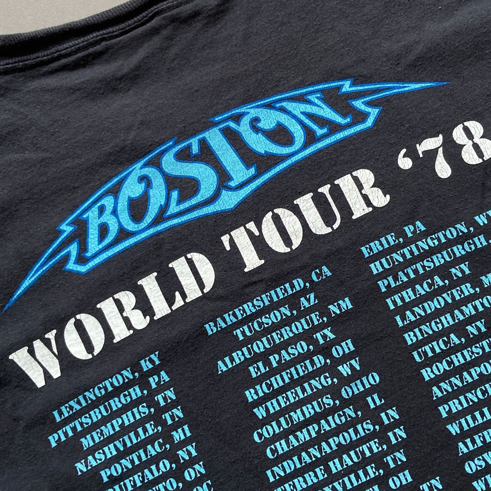 Hanes 1978 BOSTON WORLD TOUR, HANES HEAVYWEIGHT Original Tour Merc Size US M / EU 48-50 / 2 - 7 Thumbnail