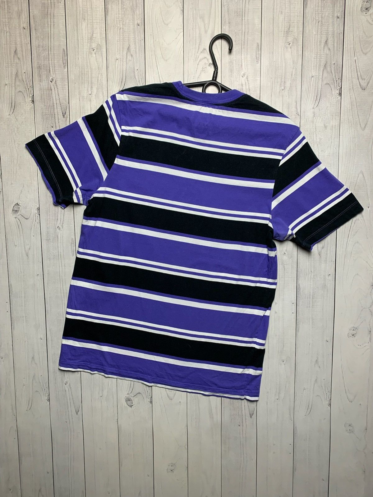 Nike × Vintage Vintage Nike purple striped tee very rare size M Size US M / EU 48-50 / 2 - 6 Thumbnail