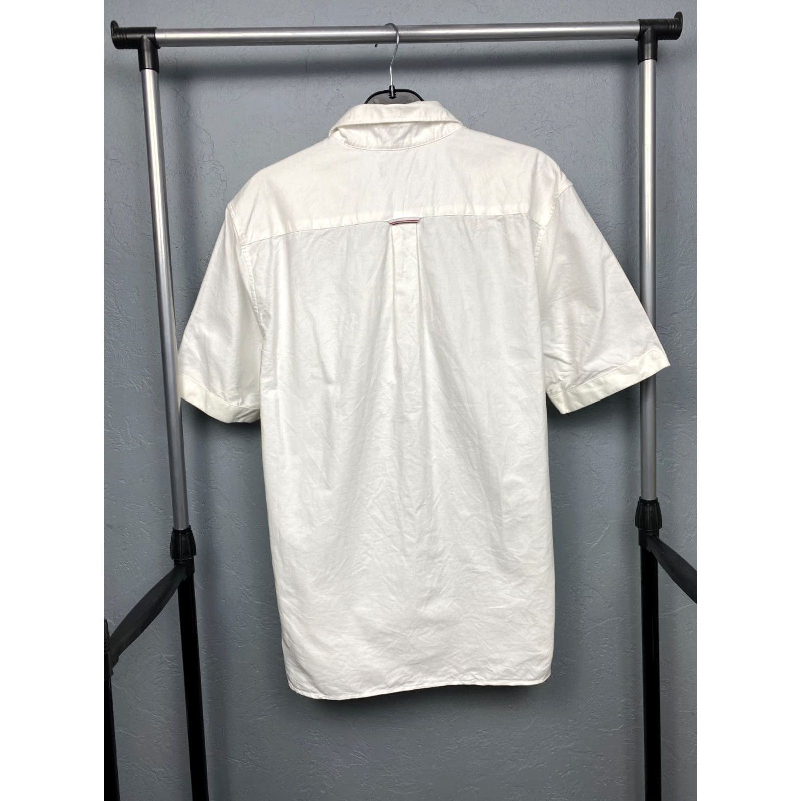Fred Perry Fred Perry Mens Short Sleeve Shirt L White Cotton Embroidered Button-Up Shirt Size US L / EU 52-54 / 3 - 7 Thumbnail
