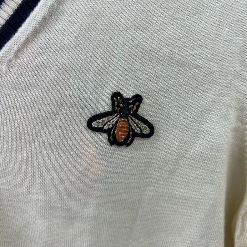Gucci Gucci Bee pattern V-neck beige wool pullover sweater Size US M / EU 48-50 / 2 - 3 Thumbnail