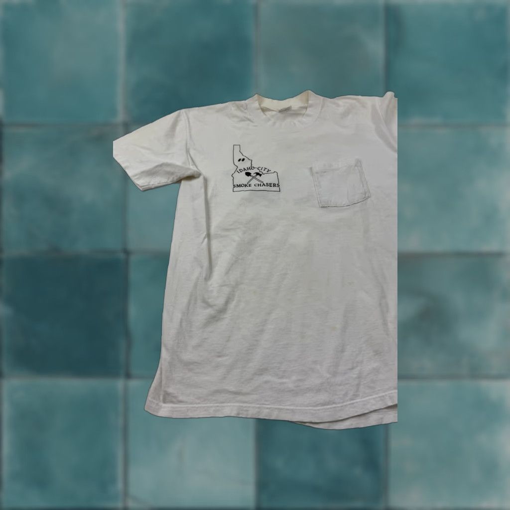 Vintage VINTAGE Stedman Idaho City Smoke Chasers Shirt Mens L White Crew Neck Graphic Print Fire Tee USA Size US L / EU 52-54 / 3 - 1 Thumbnail