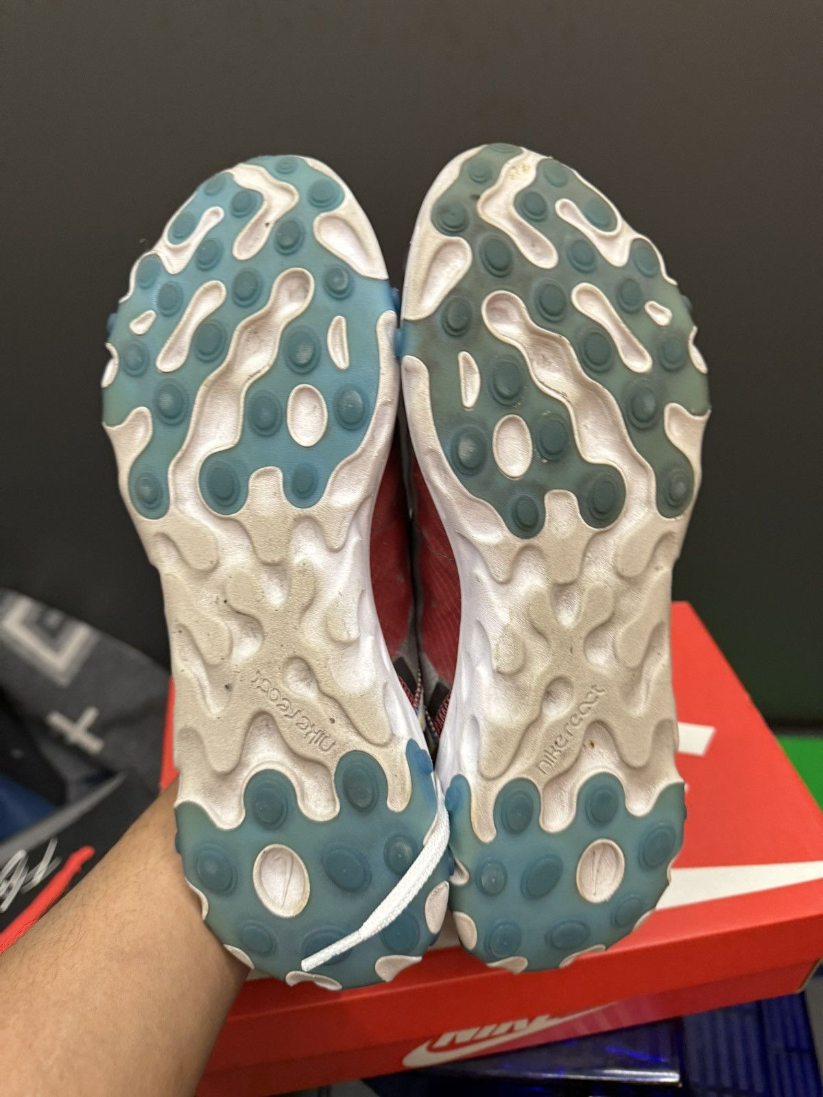 Nike Nike React Element 87 Dark Grey Photo Blue 9.5 AQ1090-003 Size US 9.5 / EU 42-43 - 7 Thumbnail