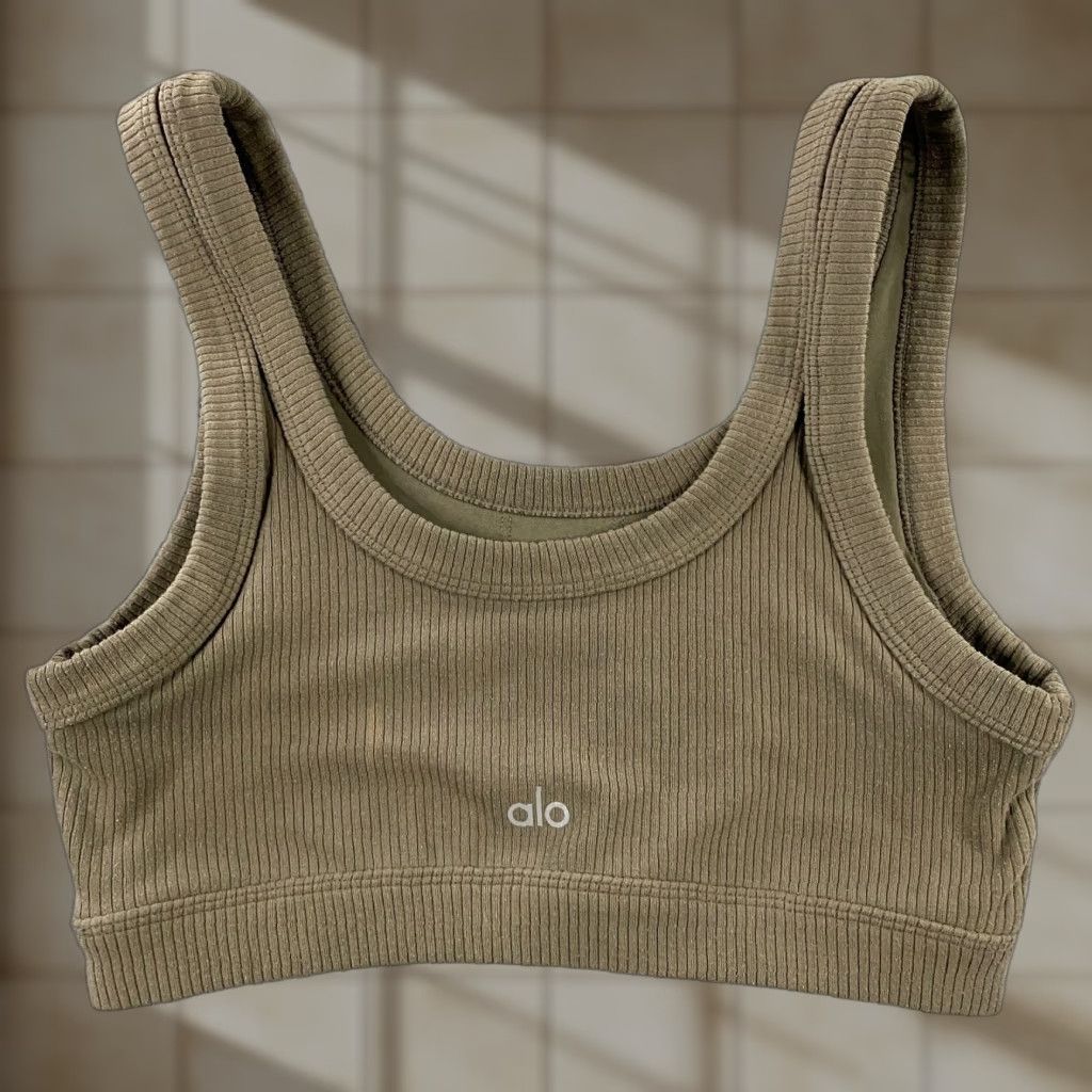Alo Sports Bra Women M Brown Ribbed Knit Yoga Activewear Crossfit Wireless Full Coverage