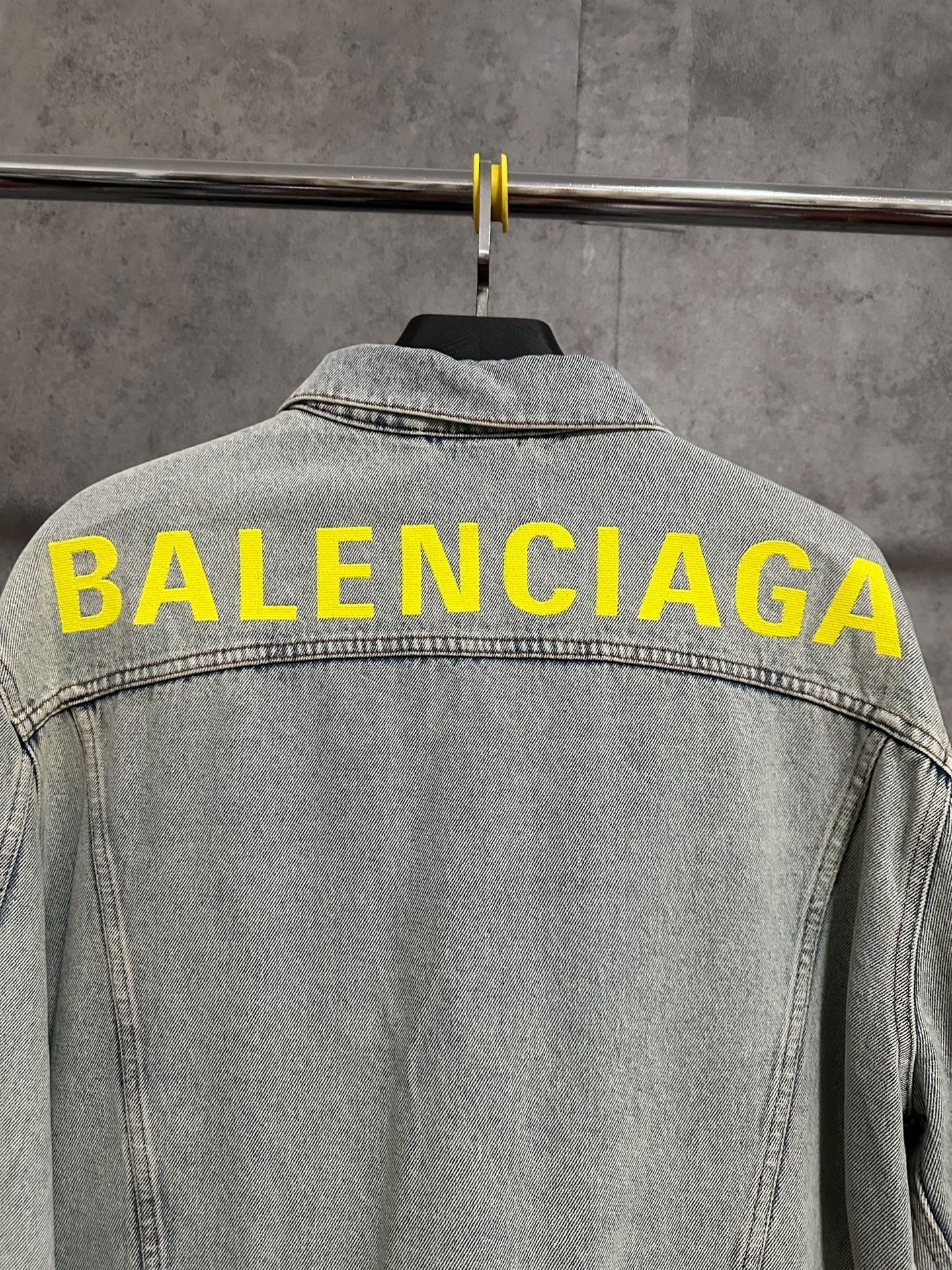 Balenciaga Balenciaga Embroidered Logo Single-Breasted Jacket Size US M / EU 48-50 / 2 - 2 Thumbnail