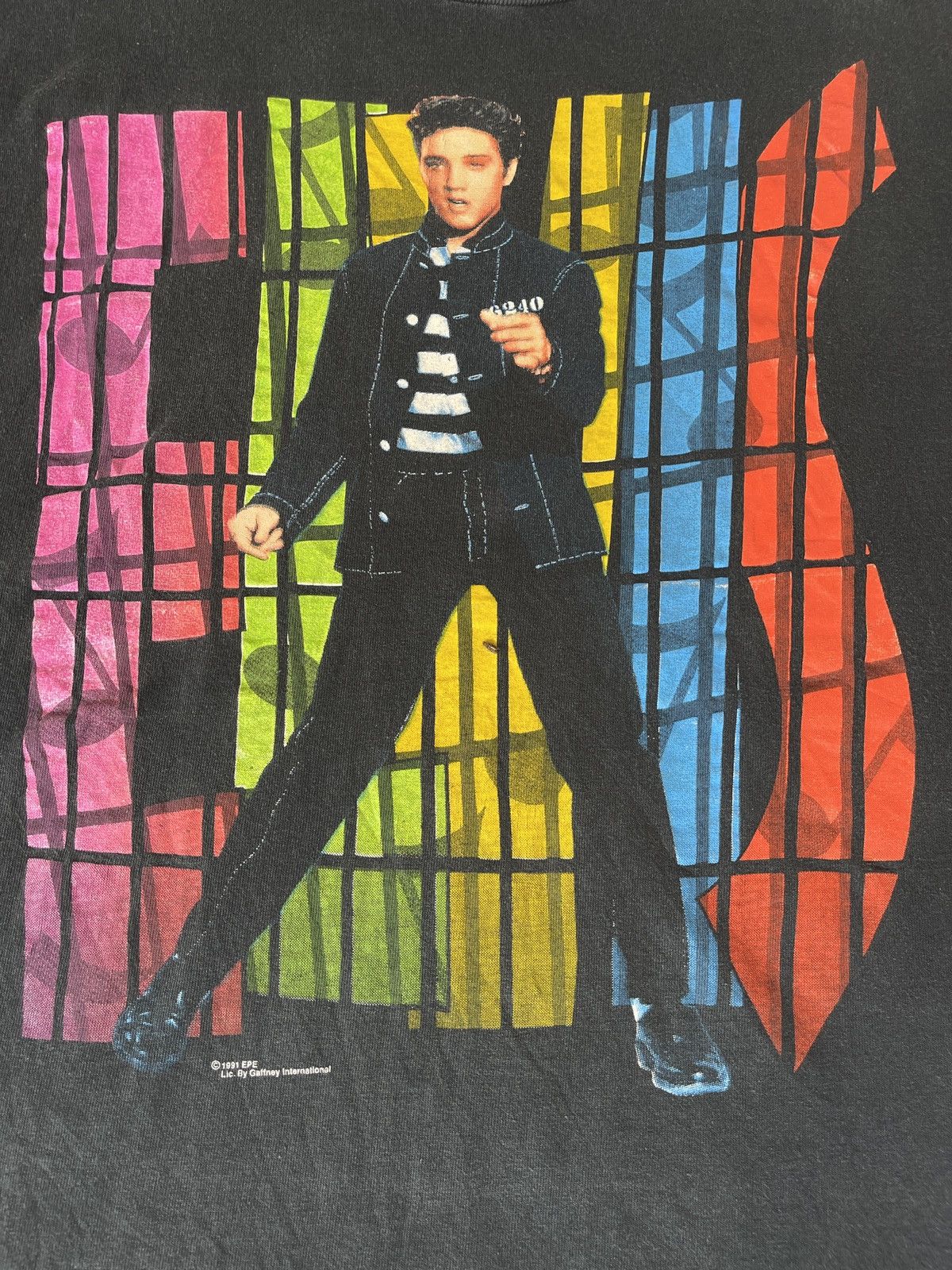 Band Tees Vintage 90s🔥ELVIS PRESLEY🔥American Singer Faded Tshirt Size US XL / EU 56 / 4 - 5 Thumbnail
