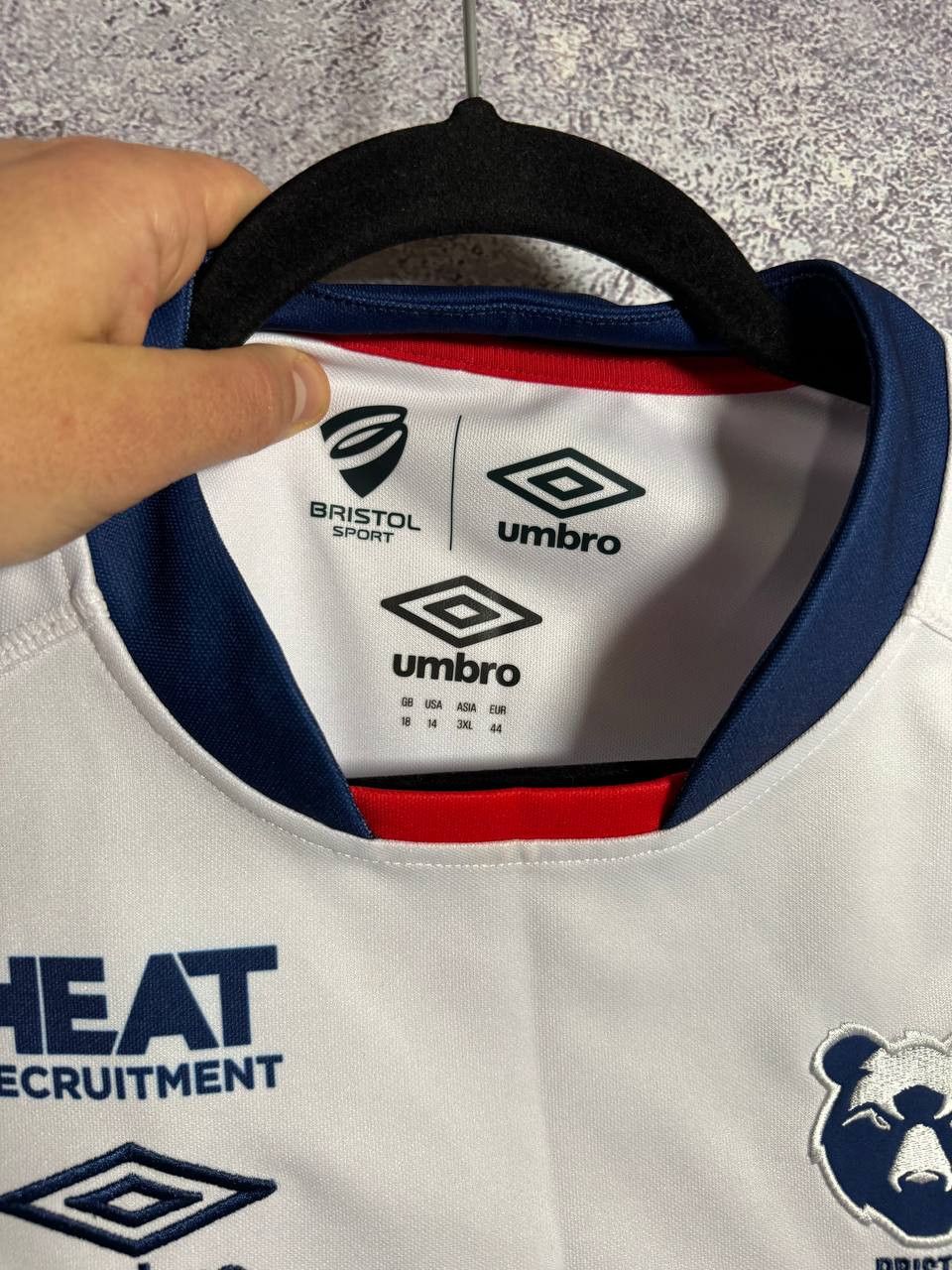 Umbro Bristol Bears Rugby Away Cup Shirt 2021/22 Umbro Pro GPS TOP Size US L / EU 52-54 / 3 - 11 Thumbnail
