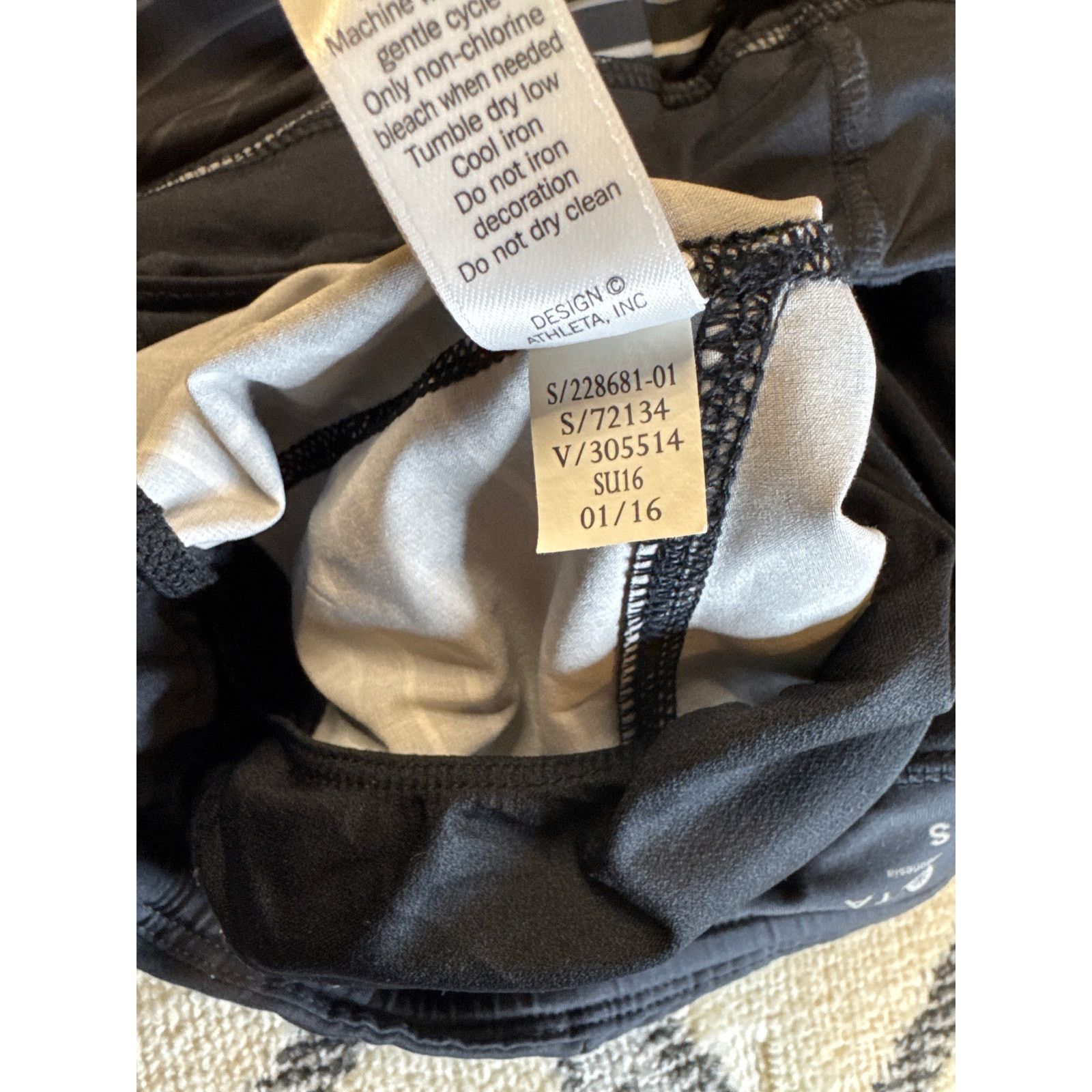 Athleta Athleta Ready Set Go Running Shorts in Black Fusion Stripe Size 25" / US 0 / IT 36 - 5 Thumbnail