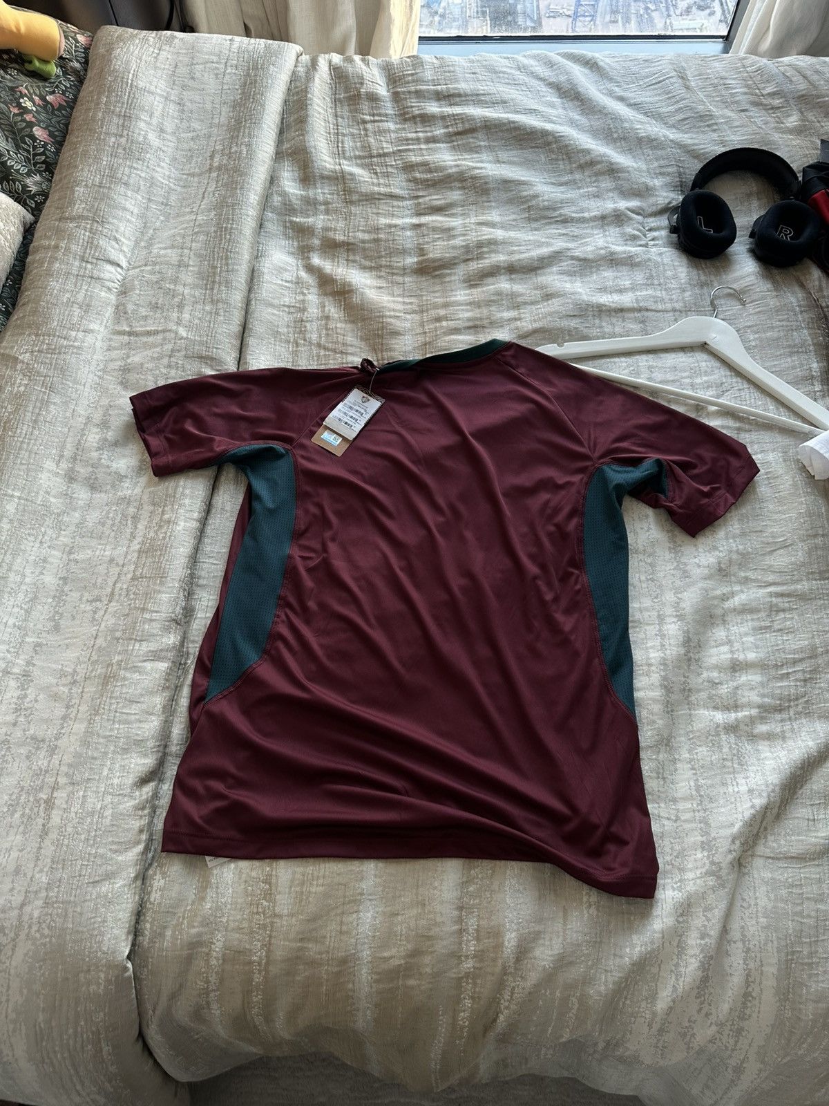 Umbro Fluminense football jersey Size US M / EU 48-50 / 2 - 4 Thumbnail