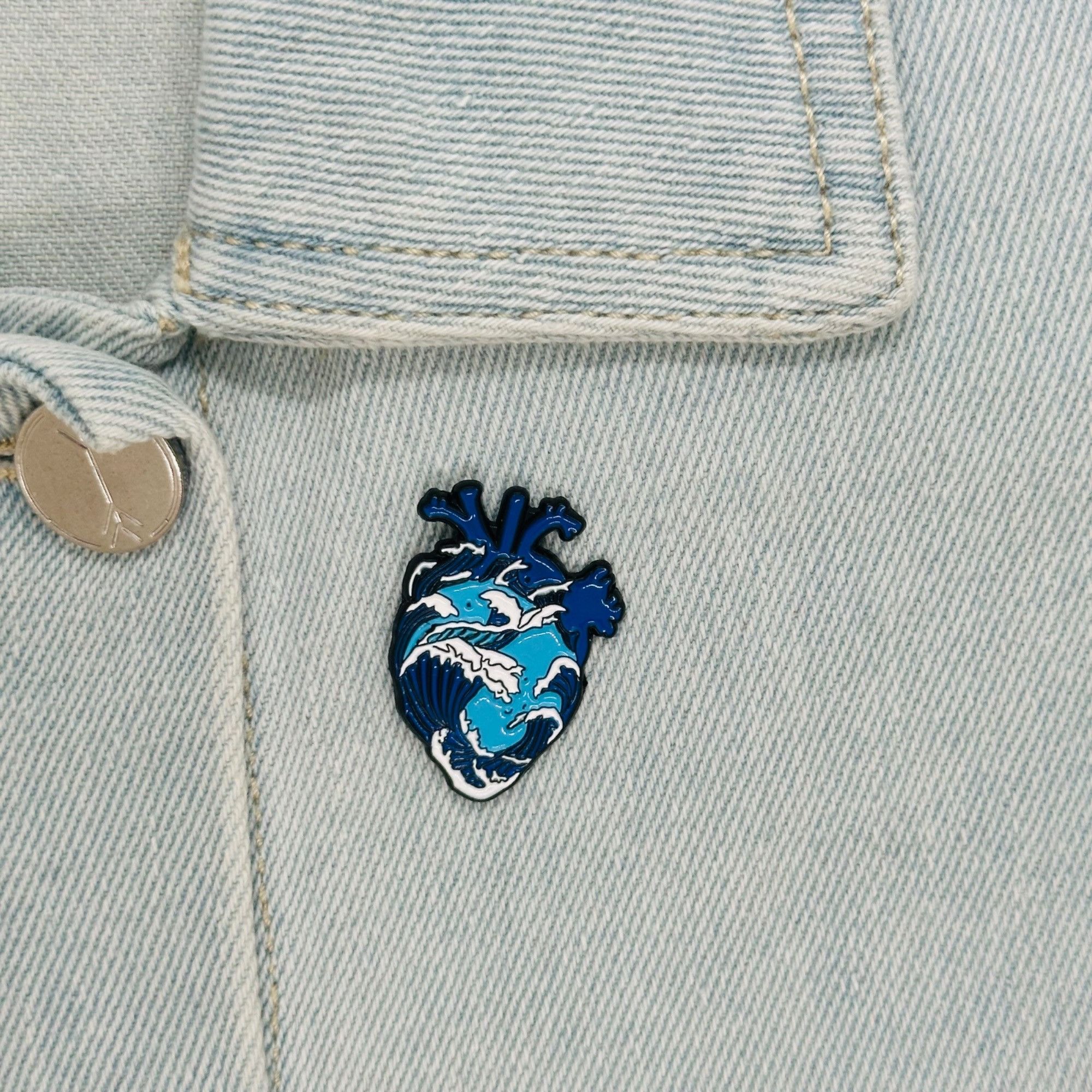 Other Sea Wave Anatomical Heart Art Enamel Pin Metal Ocean Waves M Size ONE SIZE - 1 Thumbnail