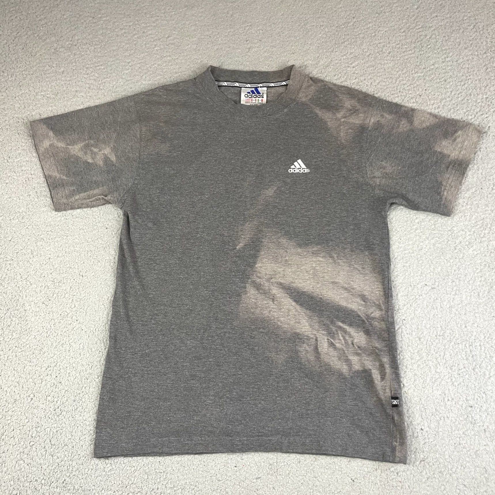Adidas VINTAGE adidas Shirt Adult M Gray Trefoil Logo Sun Faded Grunge Distressed 90s Retro Men's T-Shirt Cotton Crew Neck Short Sleeve Logo Size US M / EU 48-50 / 2 - 2 Thumbnail