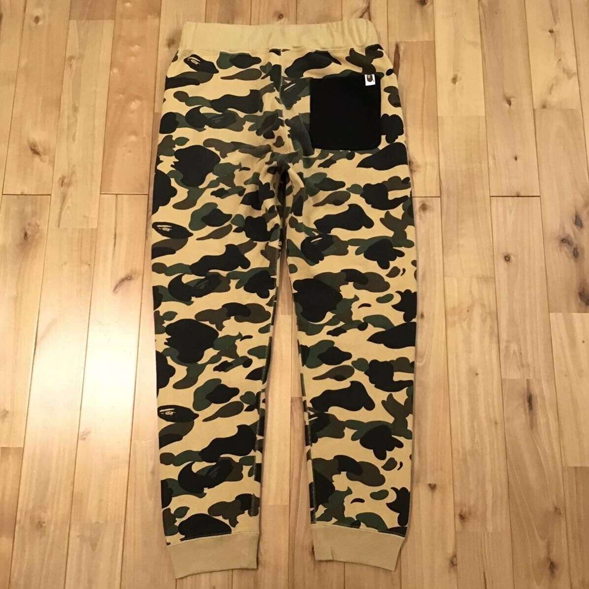 Bape BAPE 1st camo yellow shark sweat pants a bathing ape ★size M Size US 32 / EU 48 - 2 Thumbnail