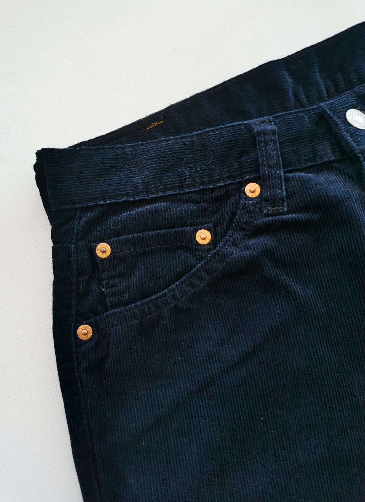 Levi's Vintage Levis 537 Bootcut Flared Dark Blue Corduroy Jeans Size US 30 / EU 46 - 4 Thumbnail