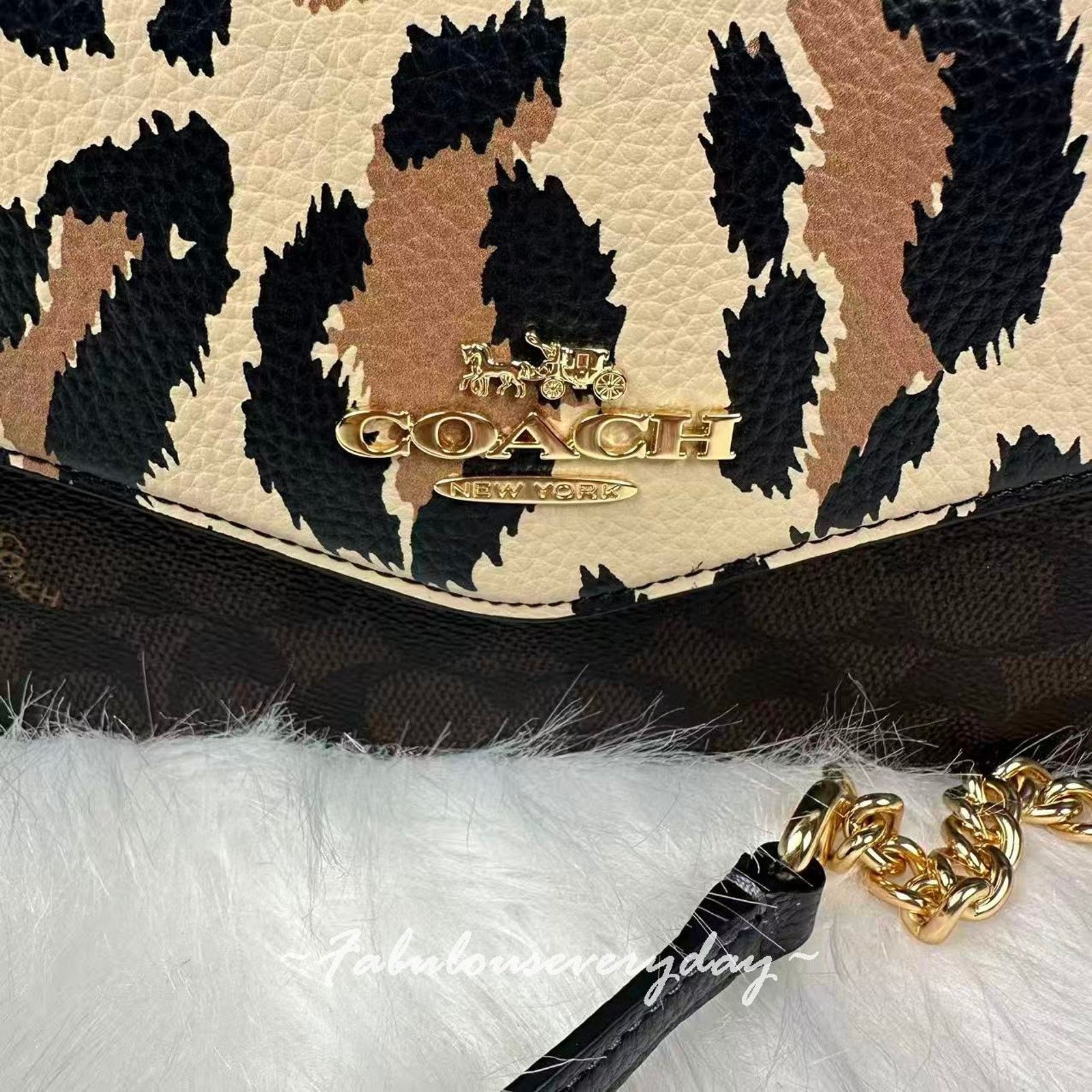 Coach Coach Klare Envelope Crossbody Sig Canvas Leopard Print Size ONE SIZE - 5 Thumbnail