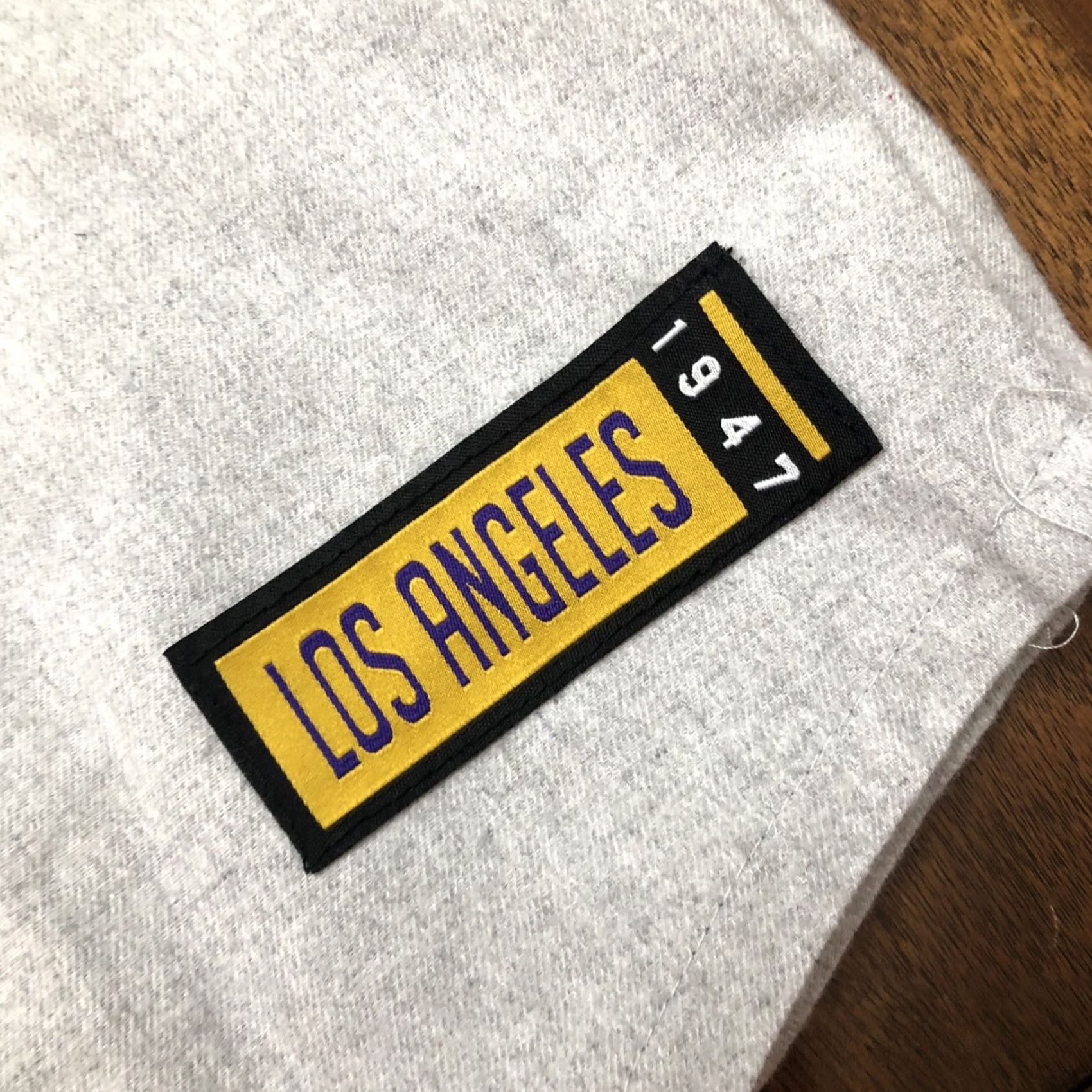 NBA NWT Ultra Game Los Angeles Lakers NBA Baseball Jersey XS Gray Mens size XS Baseball Jersey 41 in Chest 20.5" armpit to armpit 29 in length Size US XS / EU 42 / 0 - 3 Thumbnail