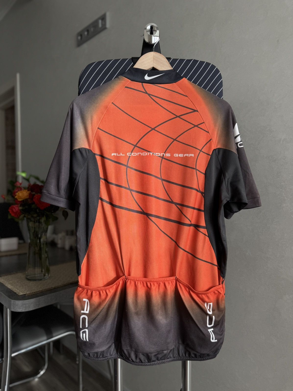 Nike ACG Nike ACG Vintage Logo Sports Blockcore Zip Jersey Cycling Size US L / EU 52-54 / 3 - 7 Thumbnail