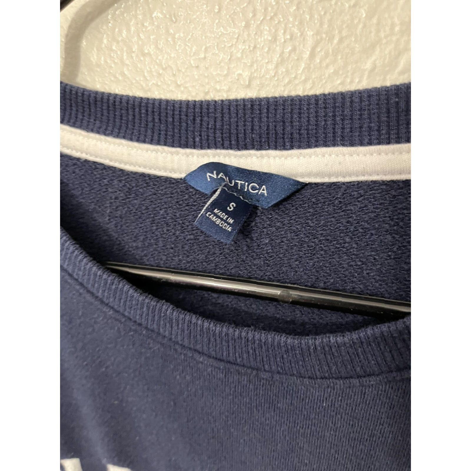 Nautica VINTAGE Nautica Sweater Women Small Navy Blue Long Sleeve Pullover Cotton Blend Retro Womens Size S / US 4 / IT 40 - 3 Thumbnail
