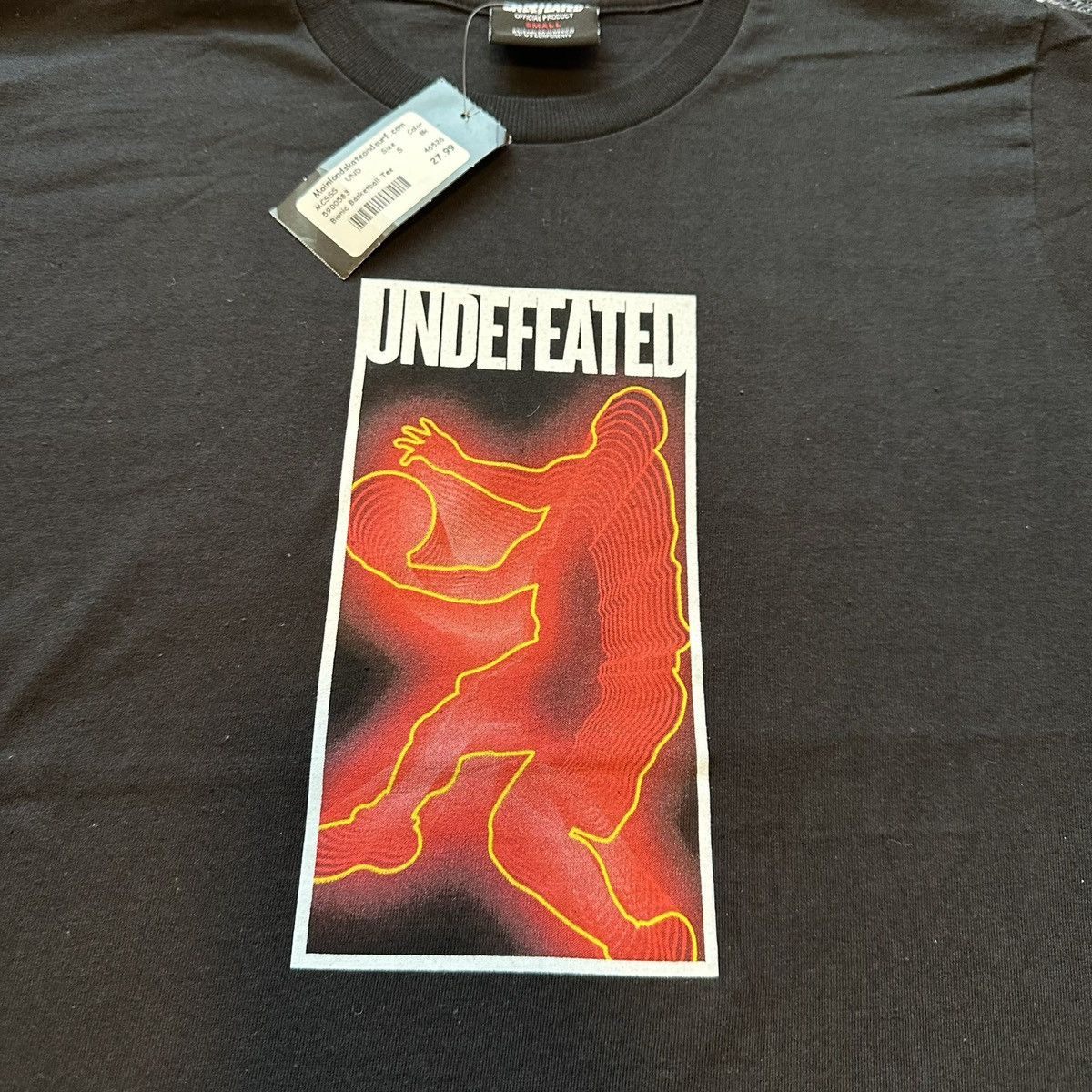 Undefeated Undefeated Bionic Basketball Graphic Tee Black Red Brand New Size US S / EU 44-46 / 1 - 4 Thumbnail