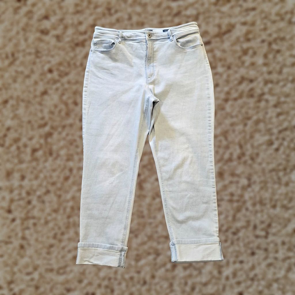 J. Jill J. Jill Jeans Womens 14 Blue Denim High Rise Cropped Straight Leg Cuffed Casual Shirt (No, this line needs only rearranged title, not added text) Size 36" / US 14 / IT 50 - 1 Thumbnail