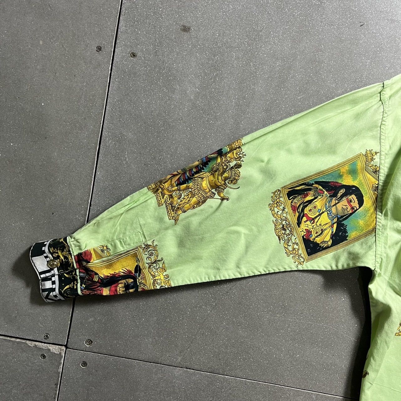 Versace × Versus Versace × Vintage Gianni Versace Indian Printed Shirt 90s Size US M / EU 48-50 / 2 - 12 Thumbnail