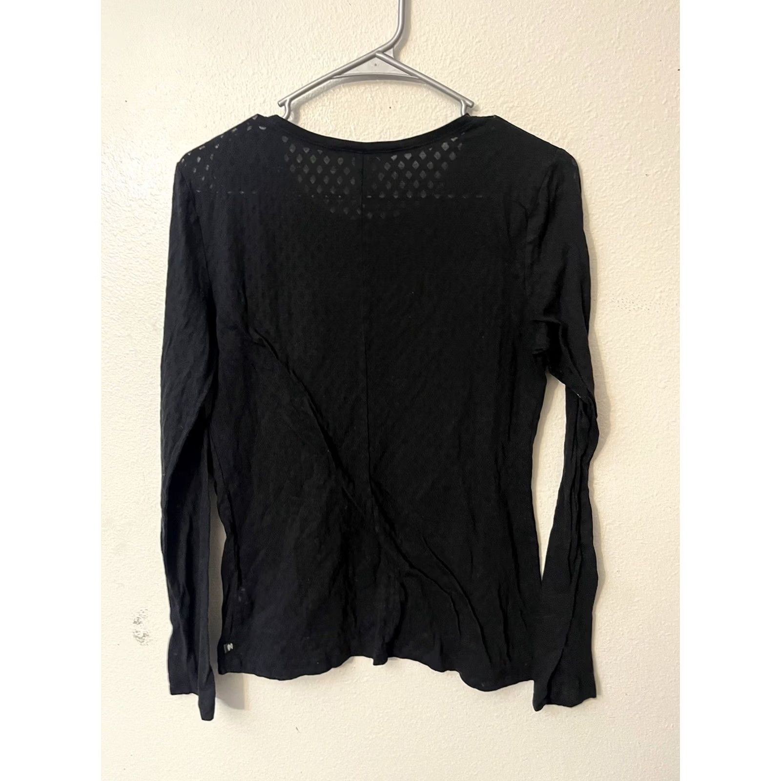 Victoria's Secret Victoria's Secret Top Womens Medium Round Neck Tee Shirt Long Sleeve Black T-Shirt Womens M Black Casual Basic Love Ancient? Size M / US 6-8 / IT 42-44 - 2 Thumbnail