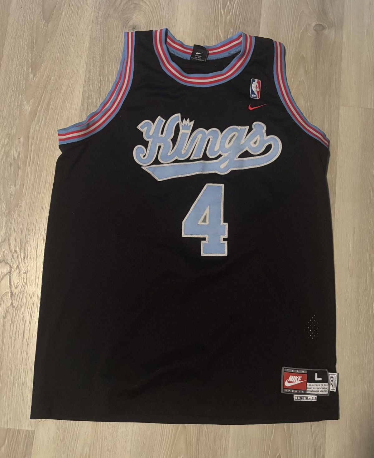 Nike Vintage Nike NBA Sacramento Kings Chris Webber #4 Jersey Size US L / EU 52-54 / 3 - 1 Thumbnail