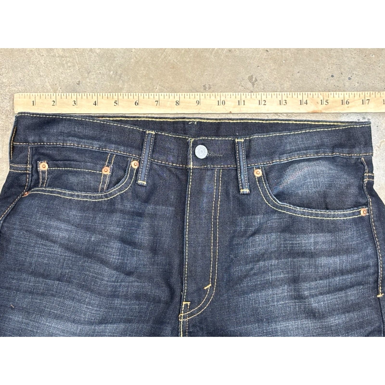 Levi's Levi's Men's 34x30 513 Denim Blue Slim Fit Straight Jeans User: Levi's Men's 34x30 513 Denim Blue Slim Fit Straight Jeans Size US 34 / EU 50 - 7 Thumbnail