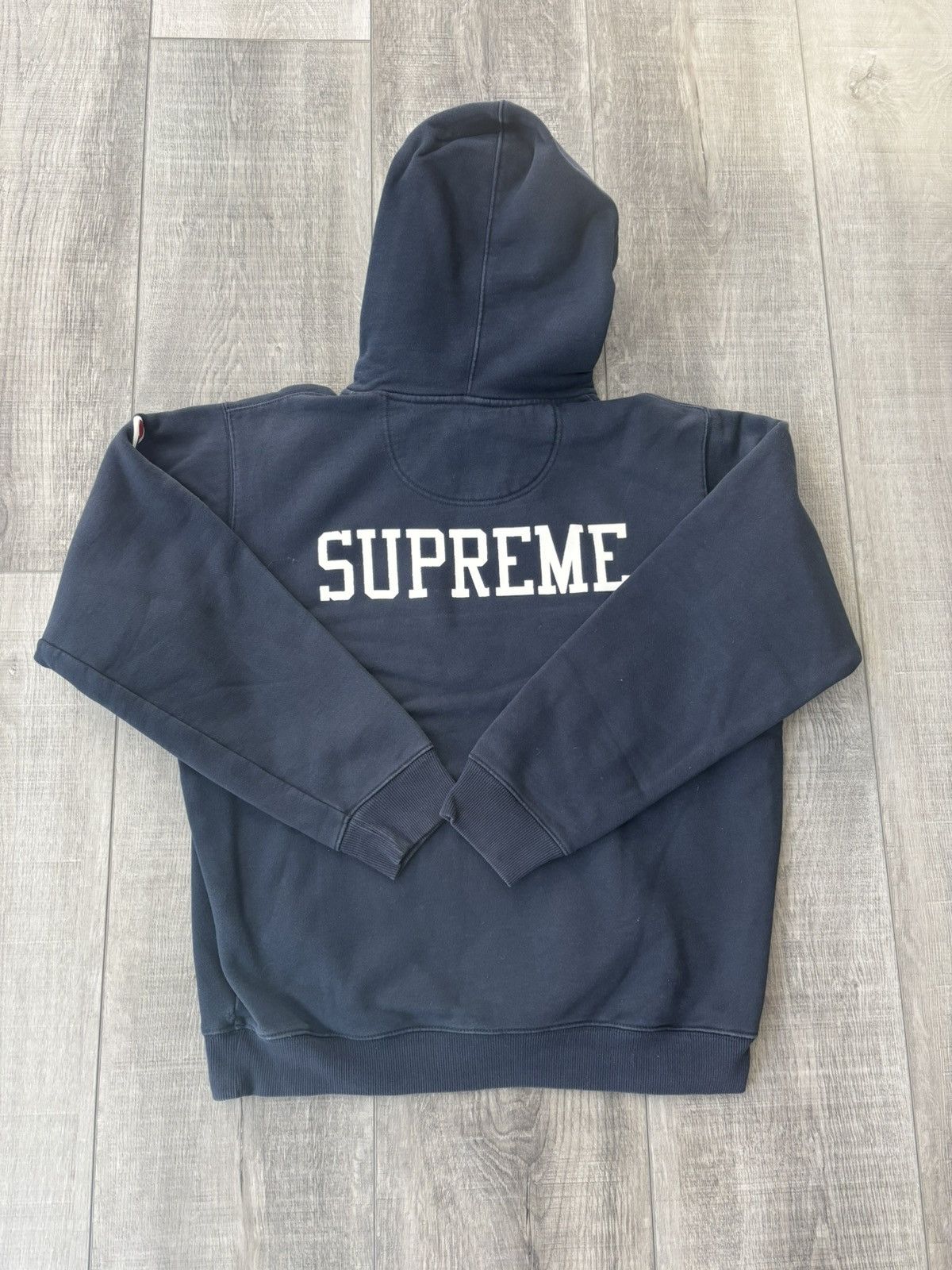 Champion × Supreme Supreme Champion Hooded Sweatshirt Navy FW16 Size US M / EU 48-50 / 2 - 2 Thumbnail