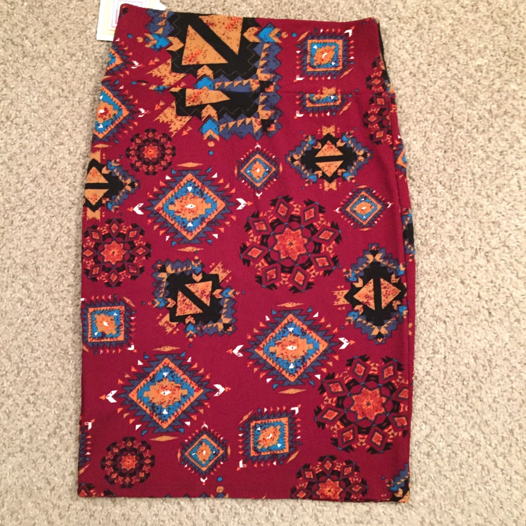 Vintage LuLaRoe Skirt Women Knee Length S Red Geometric Pull On Unlined Knit Polyester Spandex Casual Vintage No Size 28" / US 6 / IT 42 - 6 Thumbnail