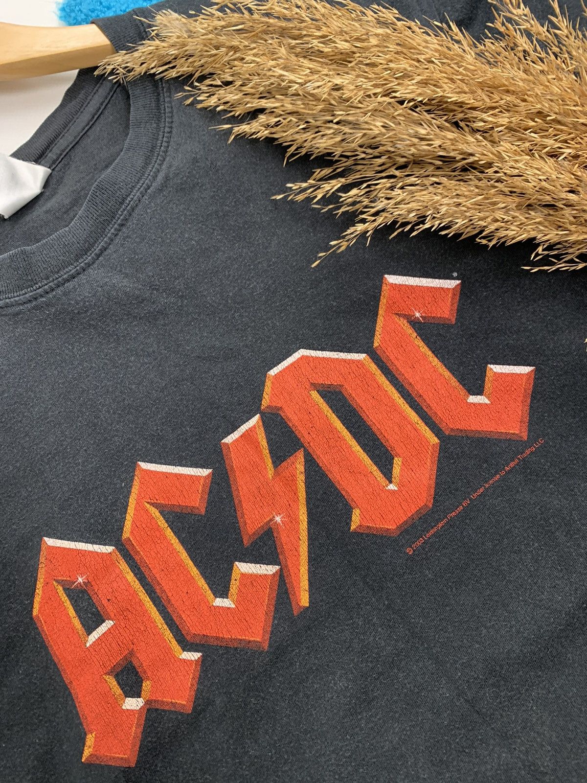 AC/DC × Band Tees × Vintage Vintage 2003 AC DC Faded T-Shirt Size US S / EU 44-46 / 1 - 4 Thumbnail