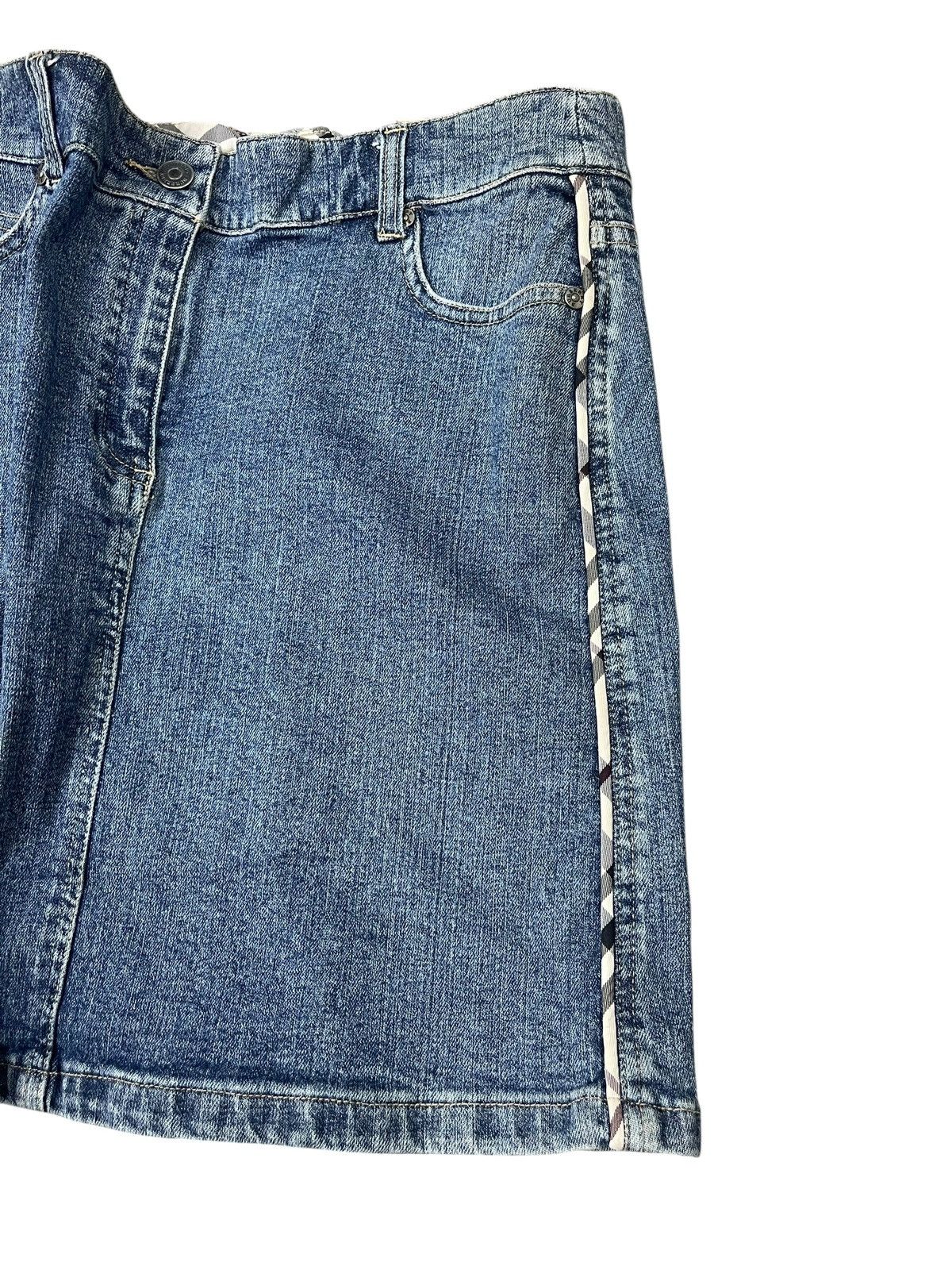Burberry Vintage Burberry London Mini Skirt Size 28" / US 6 / IT 42 - 4 Thumbnail