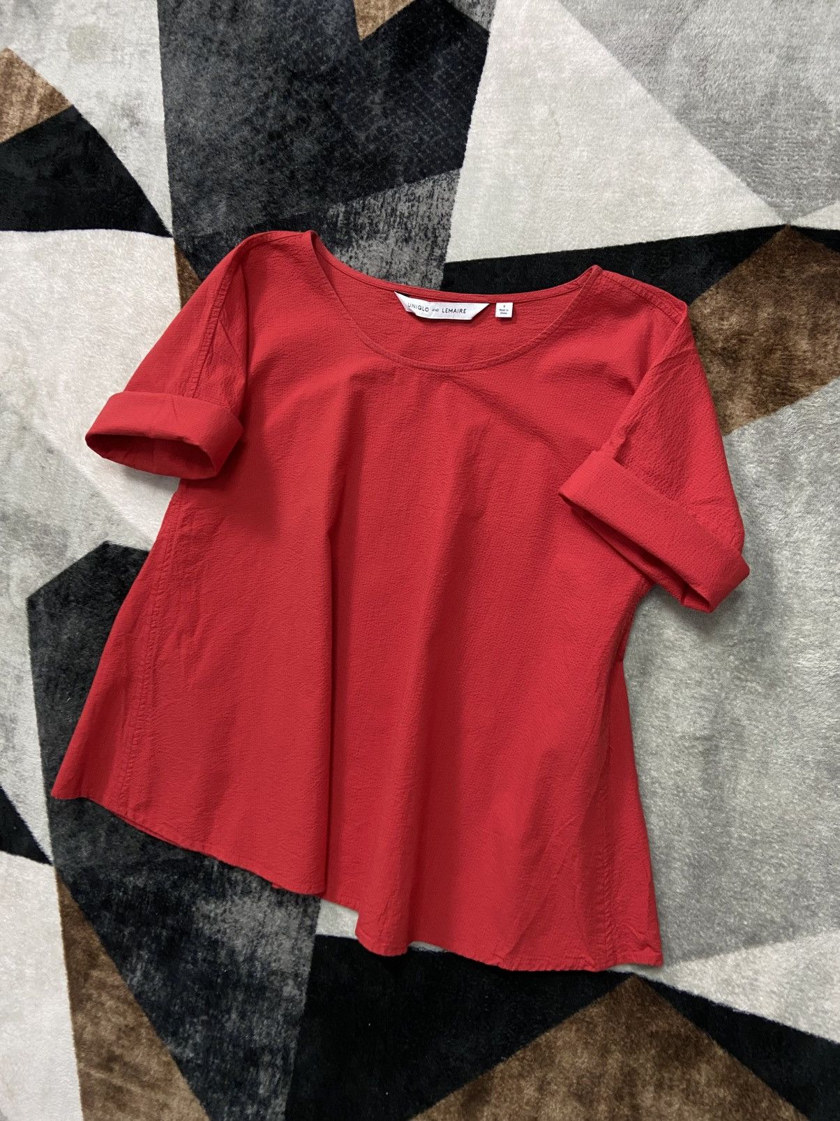 Lemaire × Uniqlo Uniqlo and Lemaire 2016 Seersucker Roll Sleeve Blouse Red Size S / US 4 / IT 40 - 2 Thumbnail