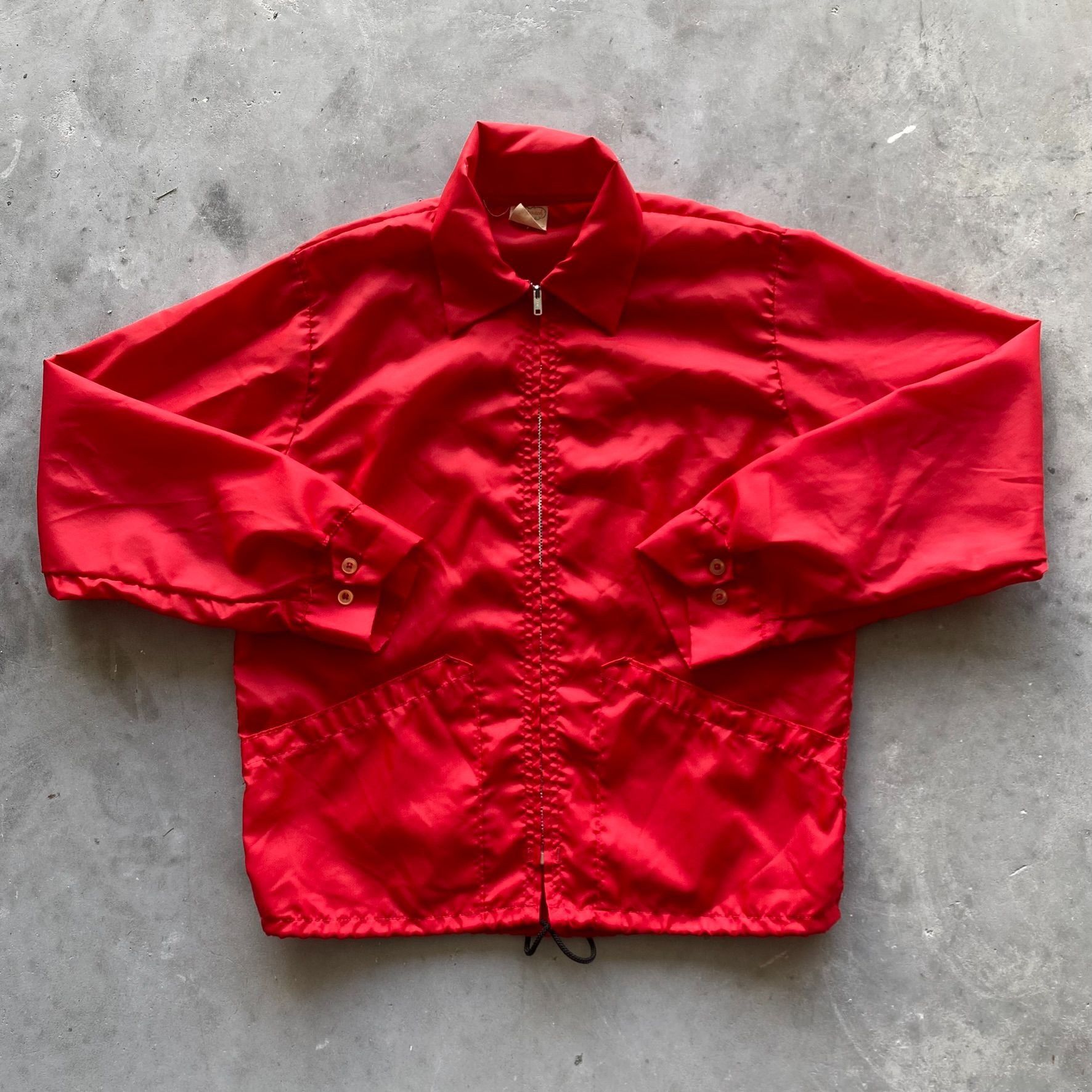 Vintage Vintage 70s Red Windbreaker Full Zip Light Jacket Size US S / EU 44-46 / 1 - 1 Thumbnail