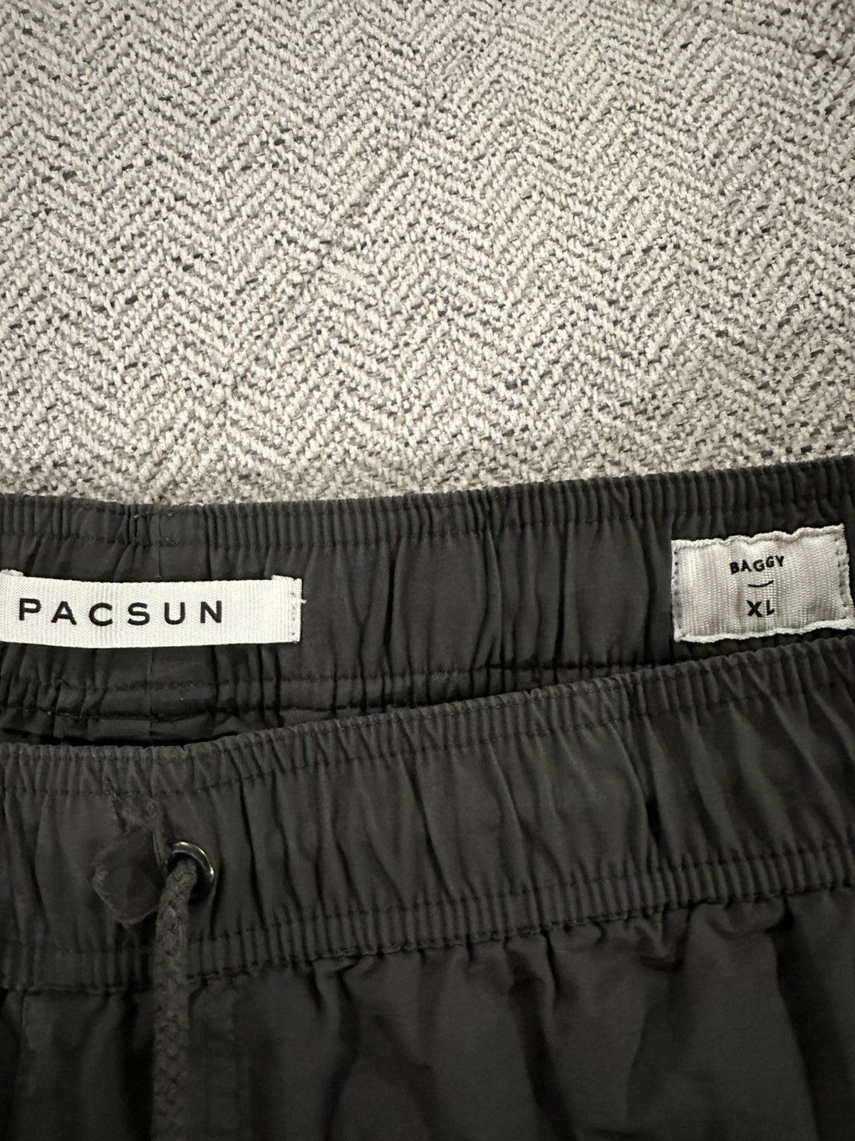 Pacsun GRAY ADJUSTABLE PACSUN CARGO JOGGERS Size US 36 / EU 52 - 4 Thumbnail